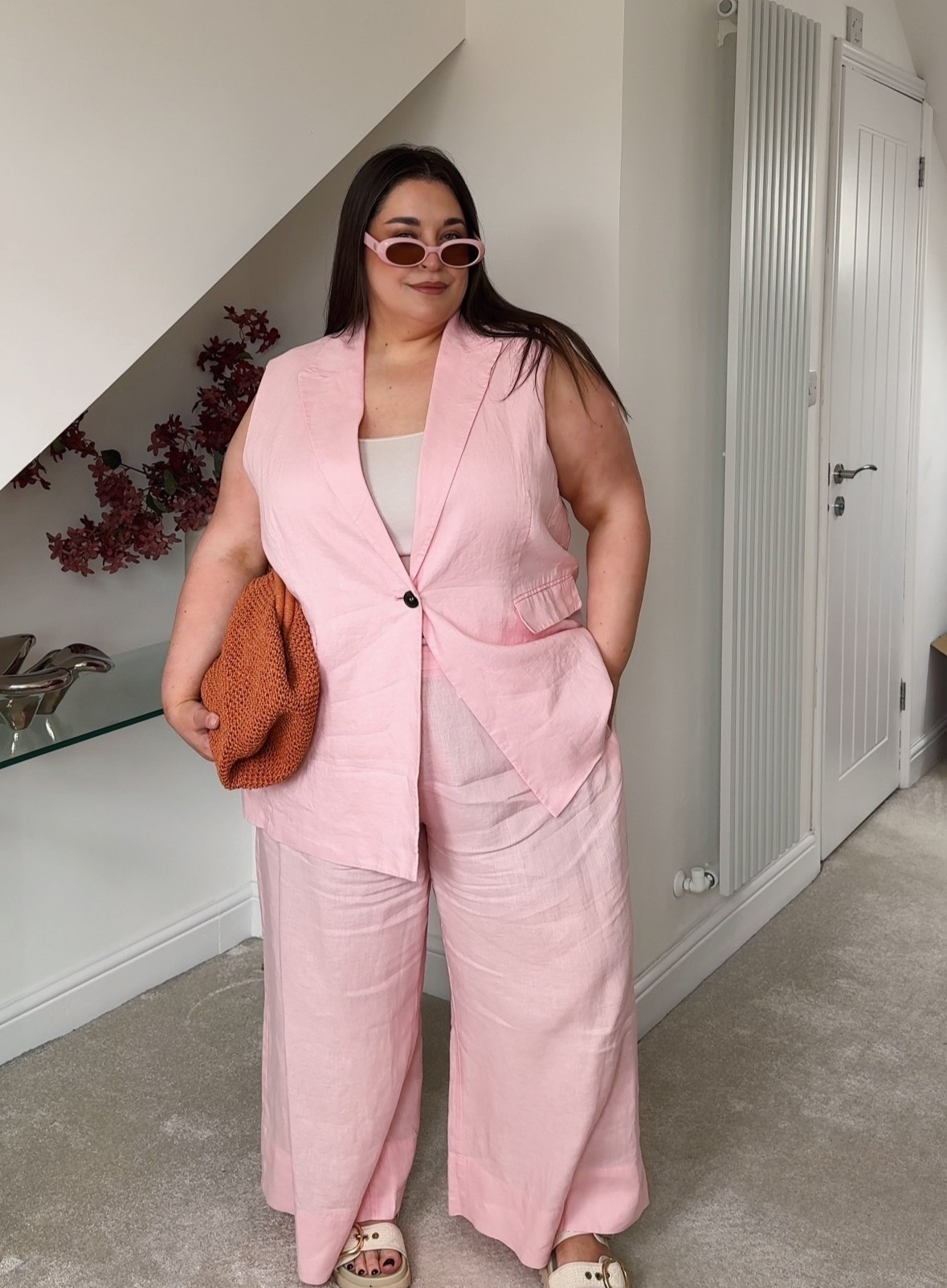 Pink linen longline waistcoat and trousers 
Both in a size 22

#LTKuk #LTKsummer #LTKplussize