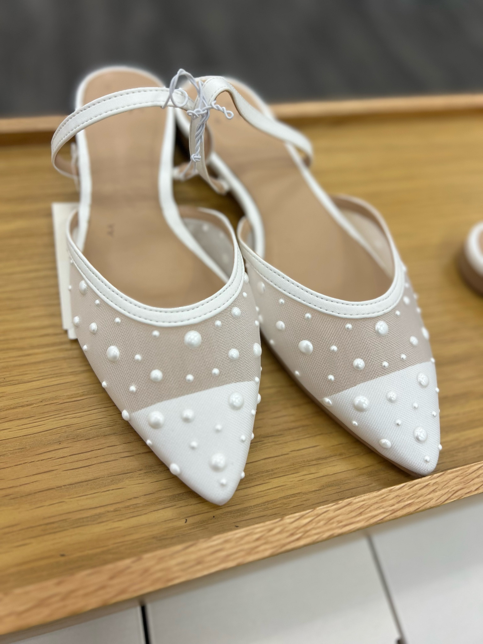  ✨Tap the bell and ❤️ for over 40 fashion, midlife style, midsize fashion and luxury looks for less. 

Target new arrivals, spring sandals, kitten heel, mesh, pearl flats

👑"Helping you look good, feel good!" - Lindsey Denver


Flip-flops Strappy sandals Wedge sandals Gladiator sandals Platform sandals Espadrille sandals Slide sandals Slingback sandals Ankle strap sandals Thong sandals T-strap sandals Lace-up sandals Chunky sandals Mule sandals Birkenstock sandals Jelly sandals Slip-on sandals Cork sandals Peep-toe sandals Metallic sandals Embellished sandals Flat sandals Heeled sandals Sport sandals Huarache sandals Striped sandals Beaded sandals Printed sandals Leather sandals Fringe sandals

Follow my shop @Over40andmidlife on the @shop.LTK app to shop this post and get my exclusive app-only content!

#liketkit 
@shop.ltk
https://liketk.it/55dho

Follow my shop @Over40andmidlife on the @shop.LTK app to shop this post and get my exclusive app-only content!

#liketkit 
@shop.ltk
https://liketk.it/55djS

#LTKMidsize #LTKOver40 #LTKShoeCrush