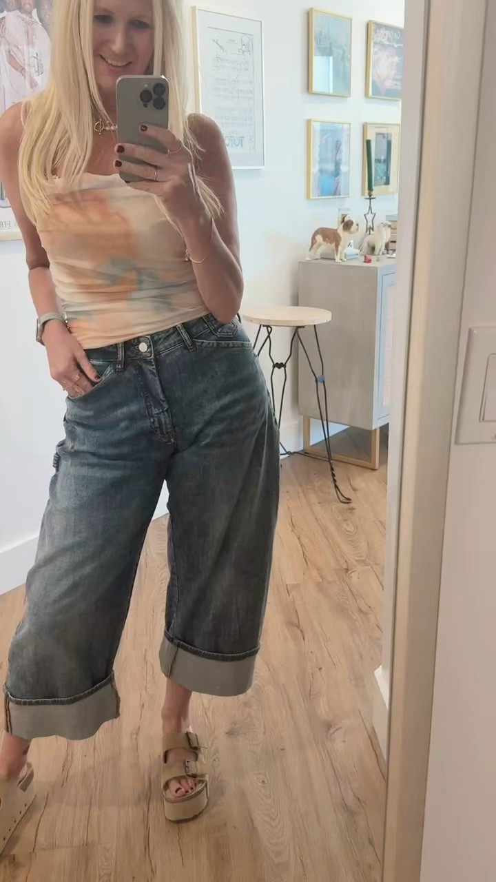 love these Anthro denim barrel cargo jeans. I’m wearing size 26- (fits true to size) Top is Amazon. #anthrosale #anthropologie #barreljeans #summeroutfit #amazonfinds

L

#LTKootd #LTKSaleAlert #LTKOver40