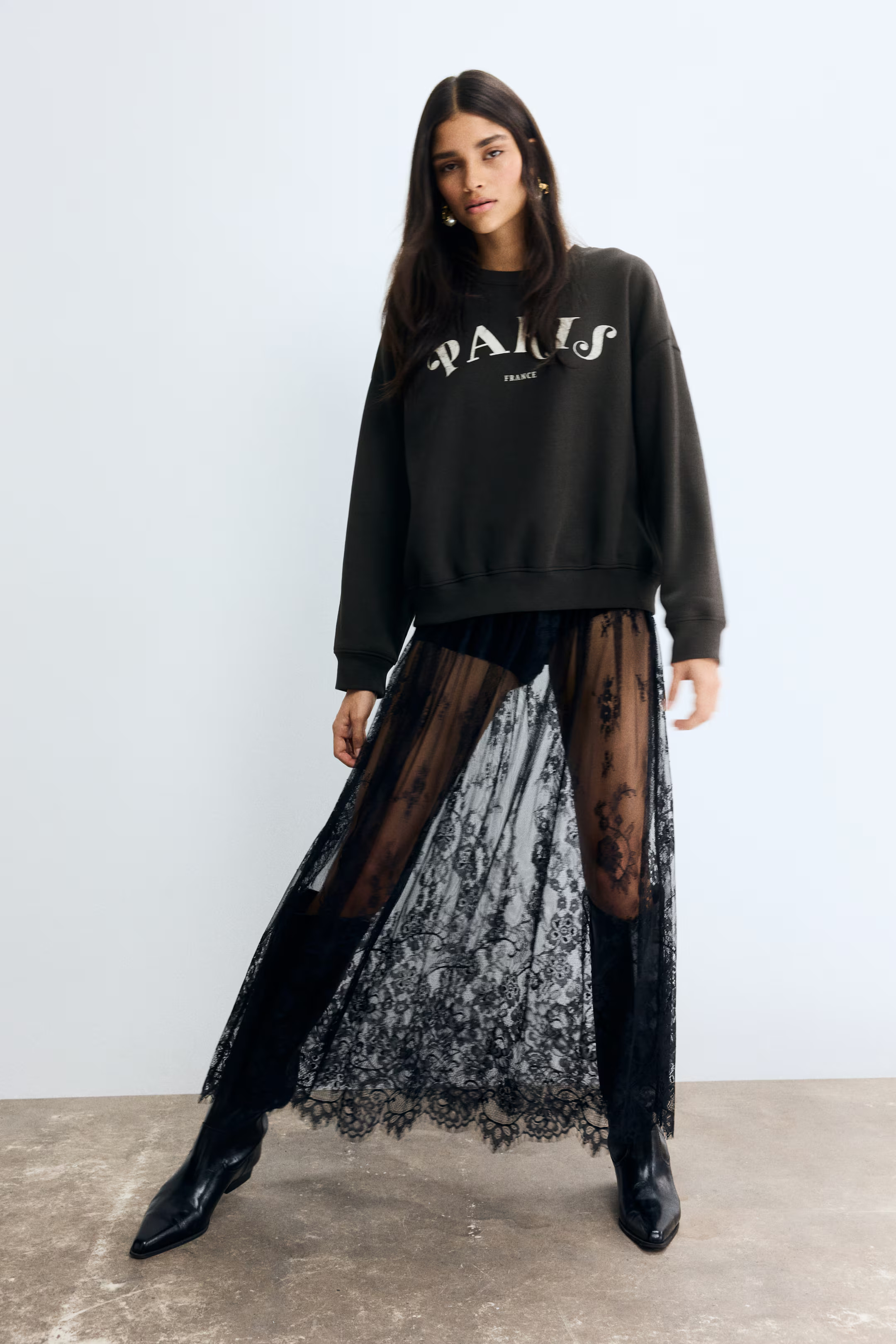 Sweatshirt with Motif | H&M (US + CA)