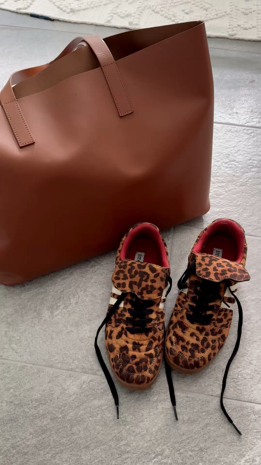Series on bag/shoe matching for fall 2026!
Second up, Steve Madden leopard sneakers and a simple brown tote bag. 💼

#LTKSeasonal #LTKOver40