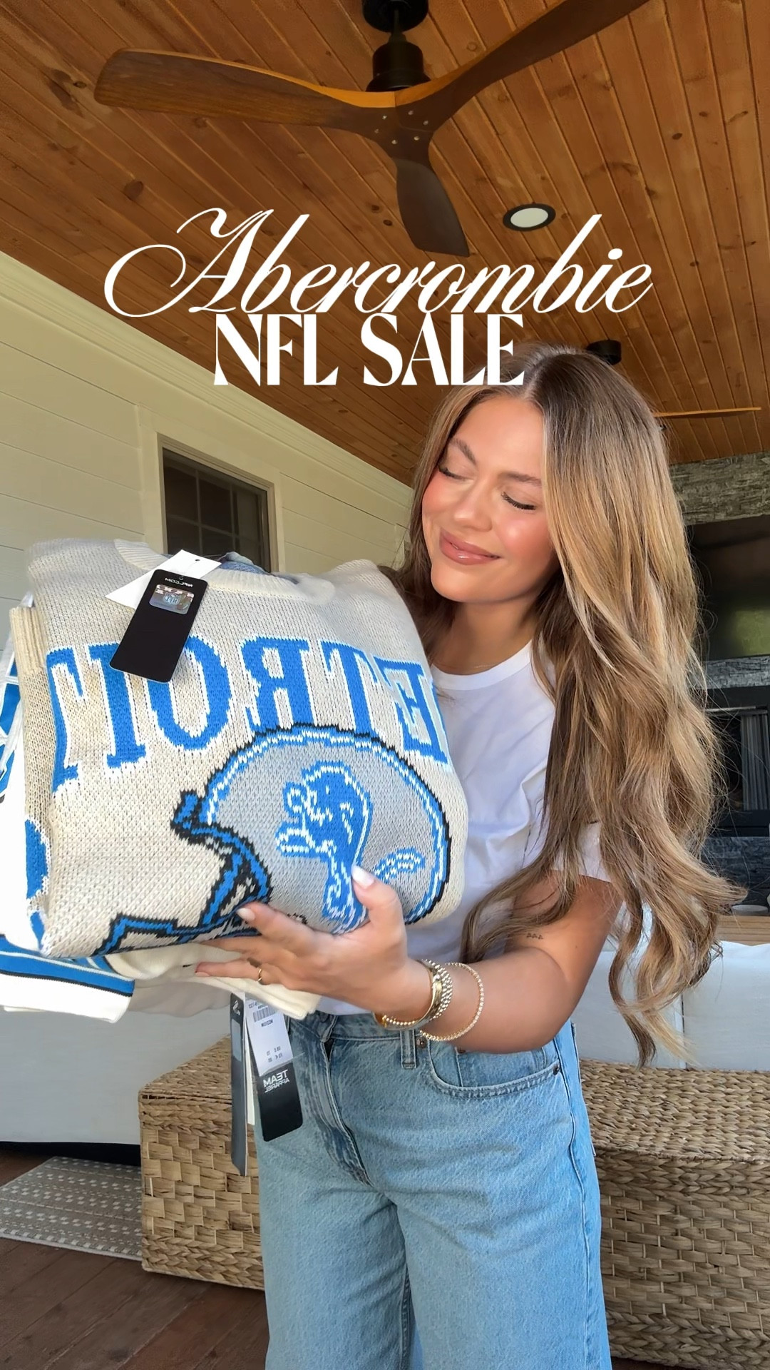 
#abercrombiepartner @abercrombie NFL is 25% off right now! So many good pieces to style for the season 🏈
Linking all my favorites here  (LTK link) or comment SHOP for the links! 

@shop.ltk @abercrombie #abercrombiepartner 

*Offer valid in stores and online 10/2/2025-10/5/2025 in US/ CA. Excludes clearance. Online price reflects discount.