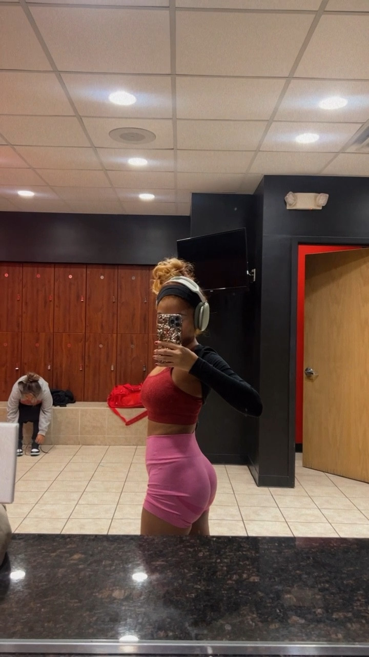 The most flattering gym shorts ever 

#LTKfindsunder50 #LTKfitness #LTKworkwear