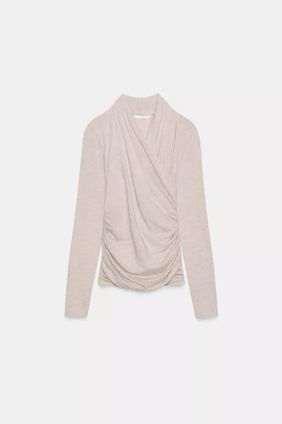 MAGLIETTA DRAPPEGGIATA LATERALMENTE | Zara IT