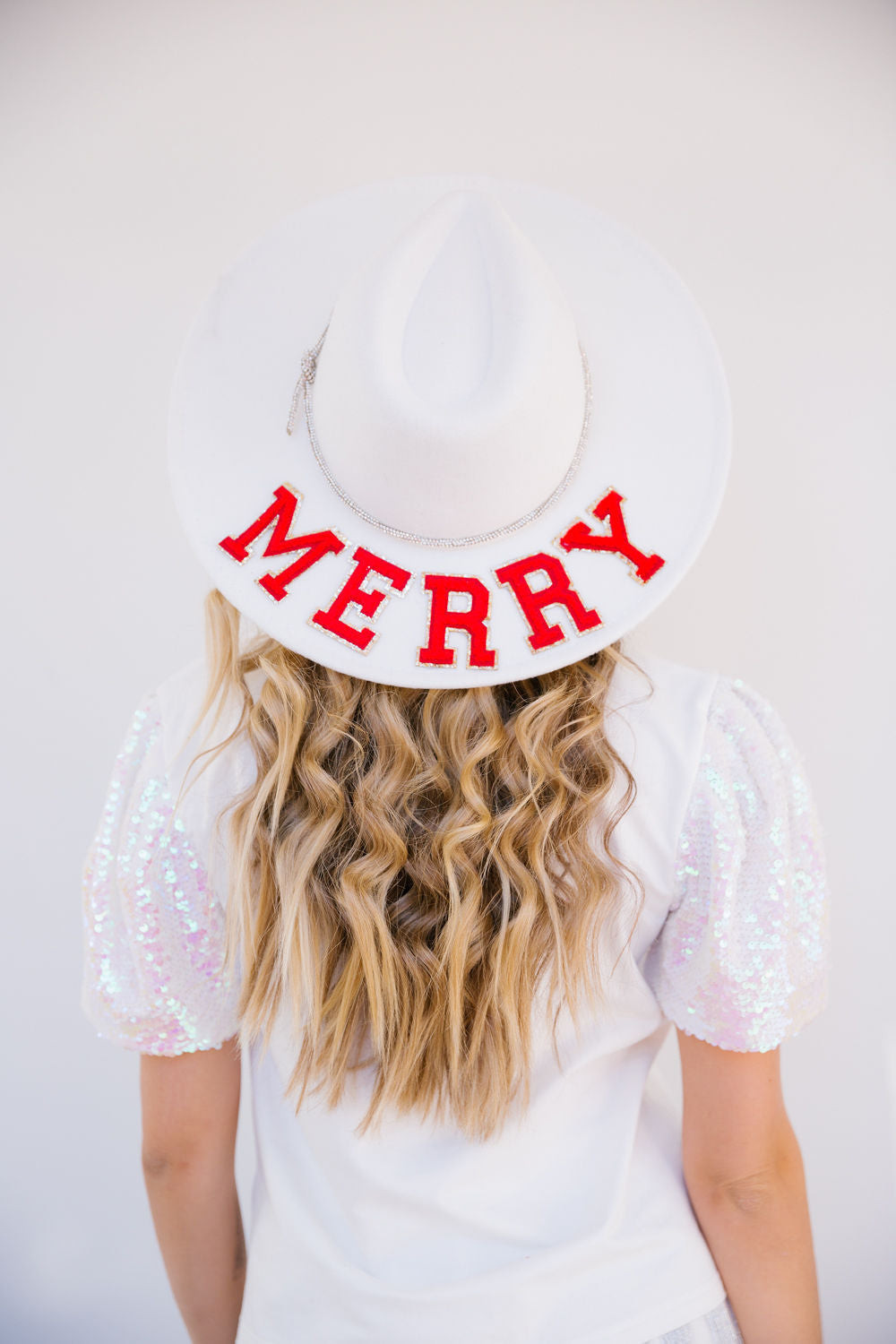 MERRY RED LETTERS RANCHER HAT - WHITE | Judith March