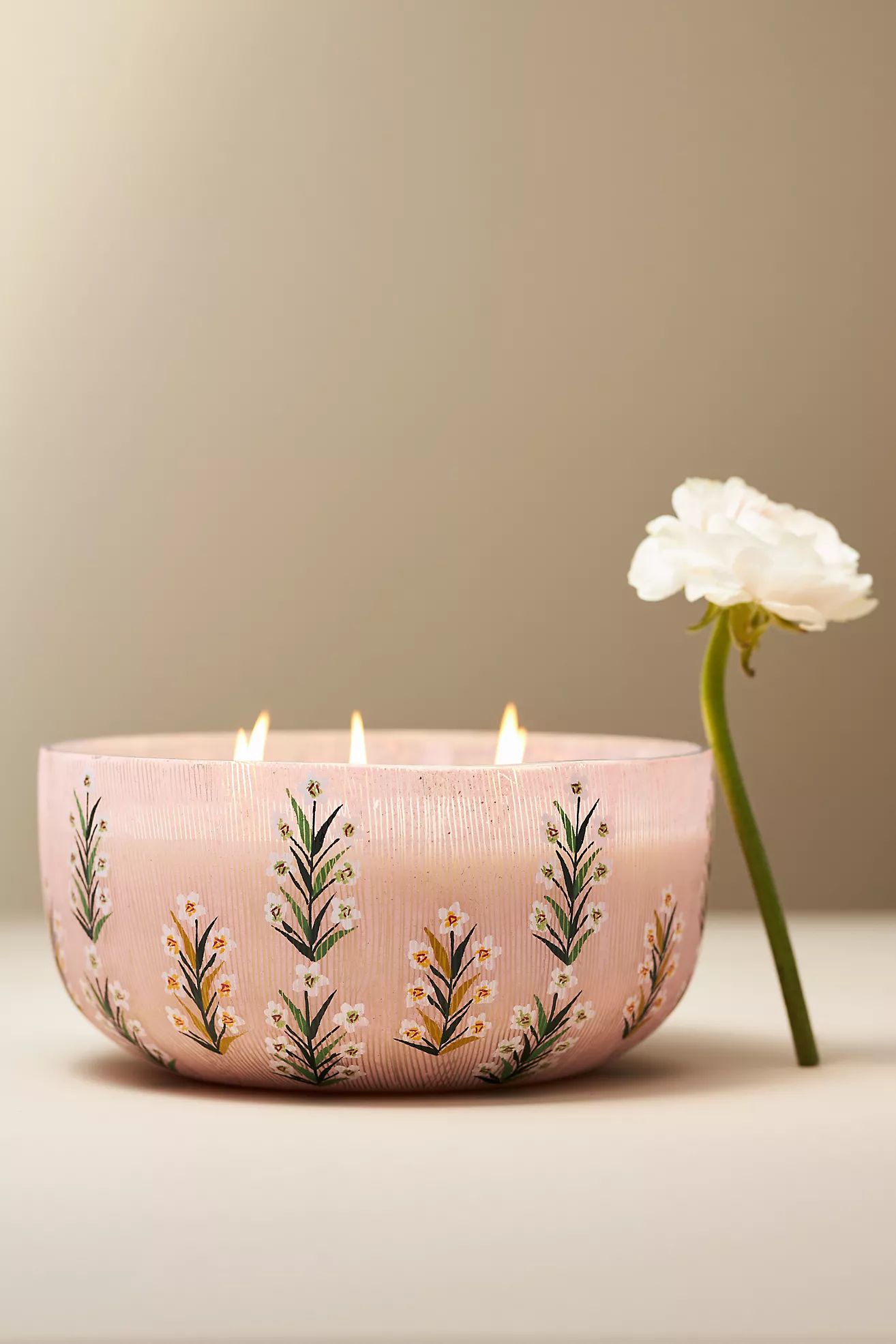 Astrid Fresh Vetiver & Sandalwood Glass Candle | Anthropologie (US)