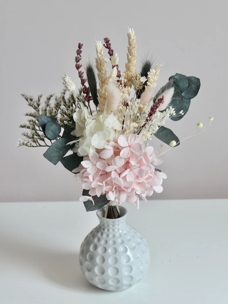 Small dried flower arrangement Pink hydrangea | Etsy | Etsy (US)