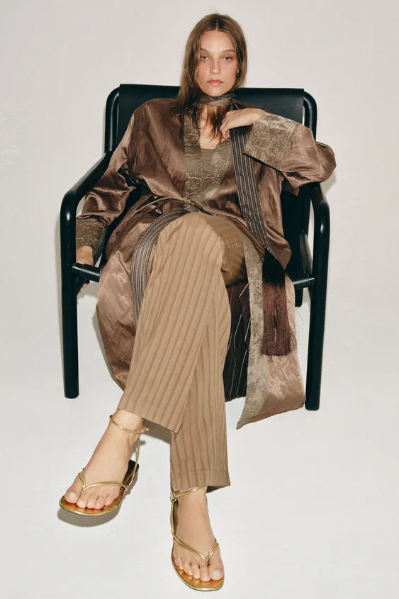 METALLIC EFFECT FLAT SANDALS | Zara UK