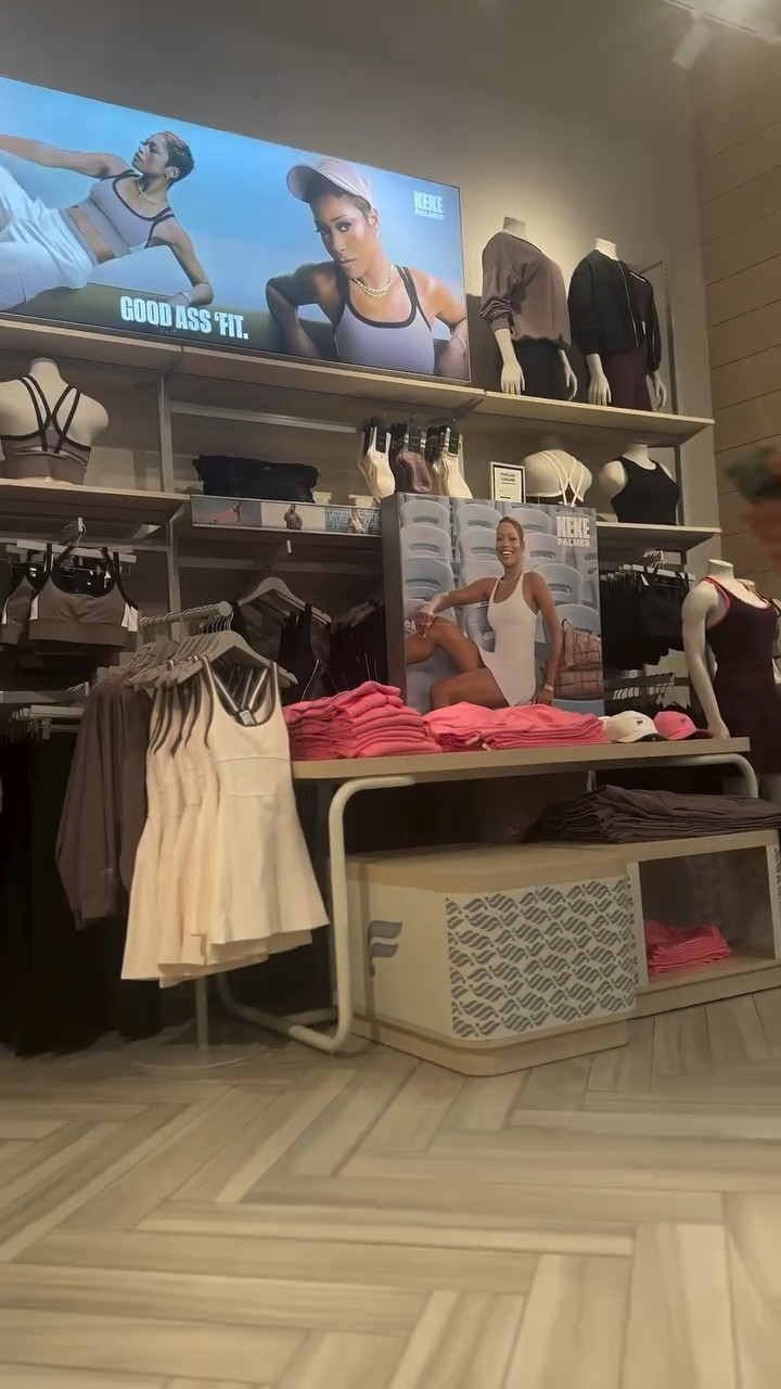 Pilates + brunch = the perfect Sunday reset 🧘‍♀️✨
Grateful for days like this with good friends, good food, and a little wellness moment.

#momhard #sundayreset #brunchdate #wellnessday #houstonlife