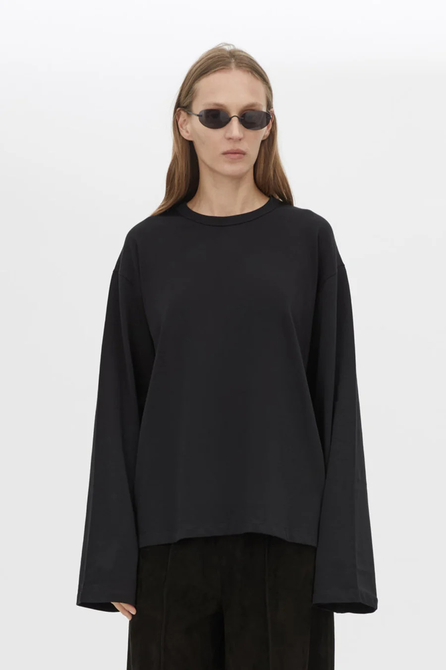 Peretti Long Sleeve Tee in Black - CAMILLA AND MARC® C&M | CAMILLA AND MARC (ANZ)