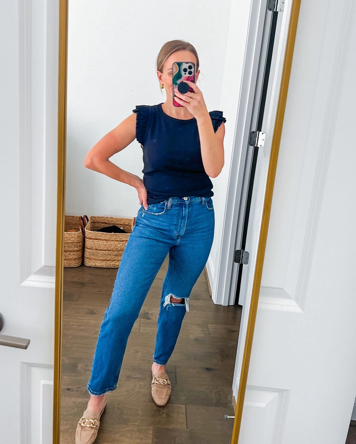 My favorite straight leg jeans from Abercrombie are on sale! I wear the Curve Love fit since it has a little more room in the bum and thighs for muscular legs. I am 5’1” and wear the SHORT length. Use code DENIMAF at checkout for a massive discount! True to size. Wearing a 26 here and just ordered a 27 since I think that’s my new size postpartum. 

#LTKSaleAlert #LTKxAF #LTKSeasonal