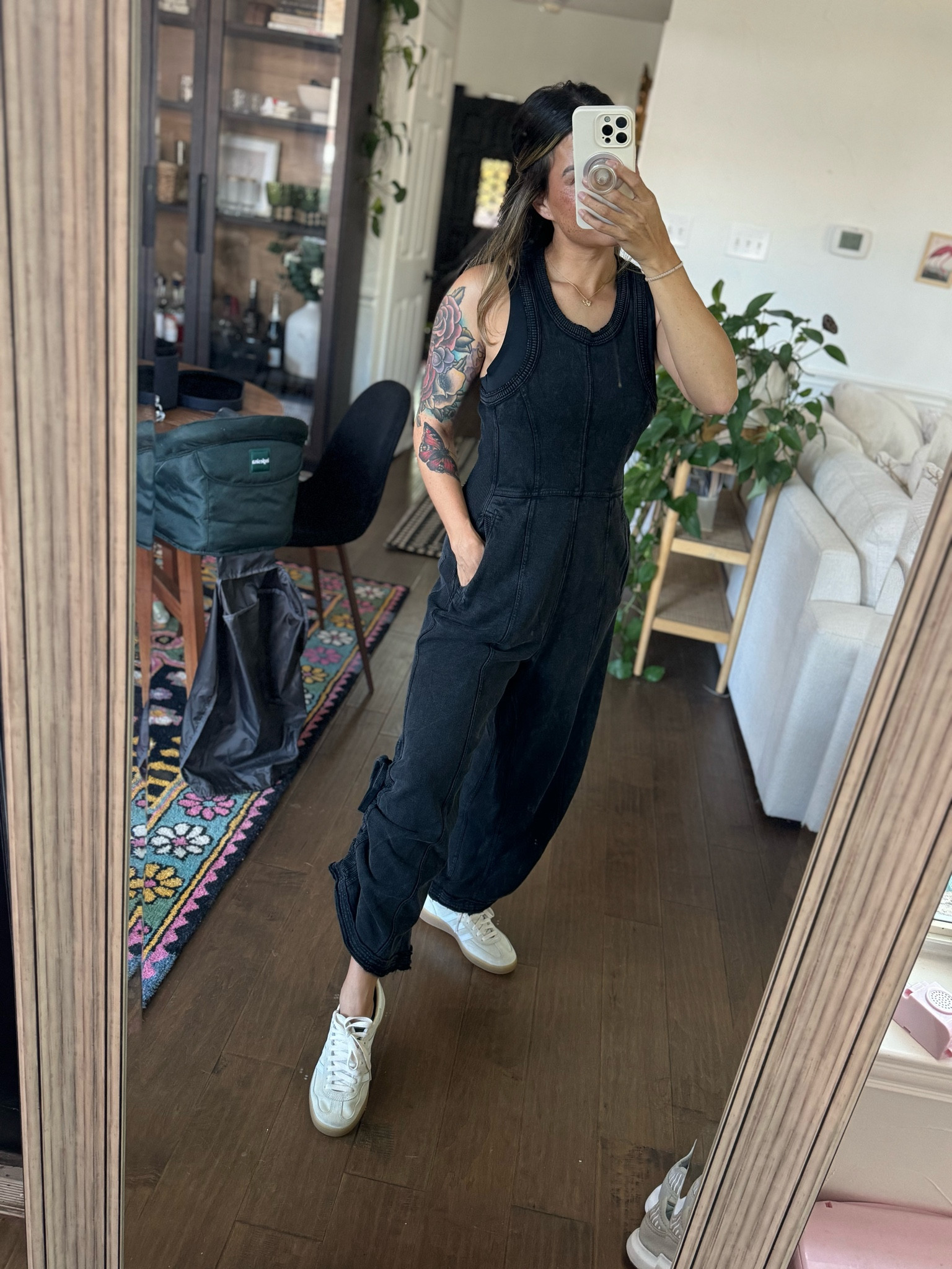 Easy throw on jumper you need #ootd #outfitideas 

Fits big 
Wearing xs 
5ft and 120lbs

#LTKActive #LTKStyleTip #LTKFindsUnder100