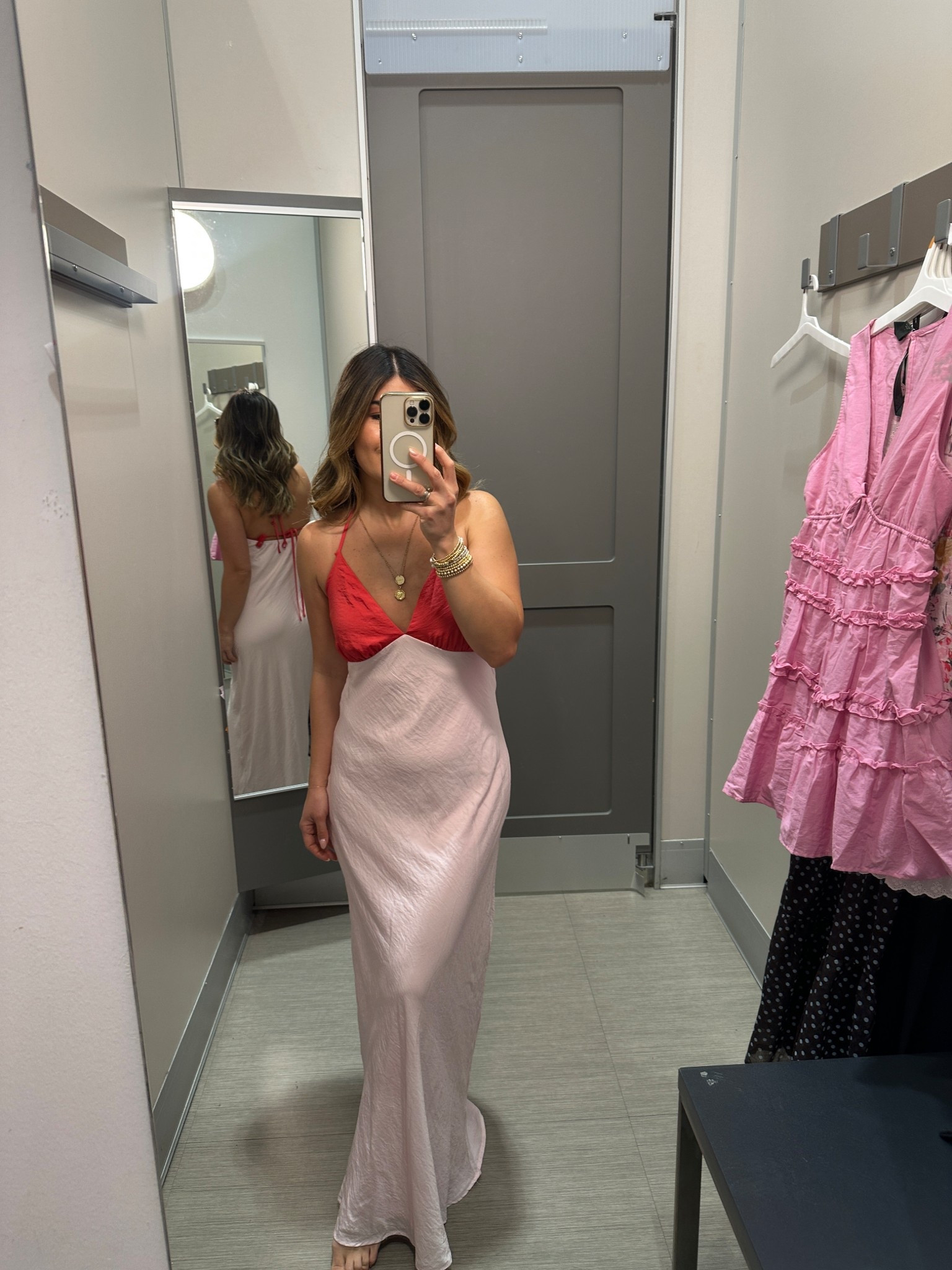 Such a cute dress! Loved the contrast! 
It runs tts, I’m wearing size xs.!

#LTKootd #LTKTravel #LTKWedding