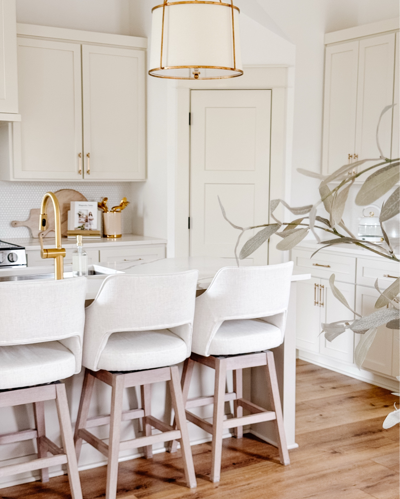 Open concept needs swivel counter stools especially ones this pretty and practical #chairus #stiols #counterstool #amazon #kitchne #furniture #upholstery 

#LTKHome #LTKSeasonal #LTKSaleAlert