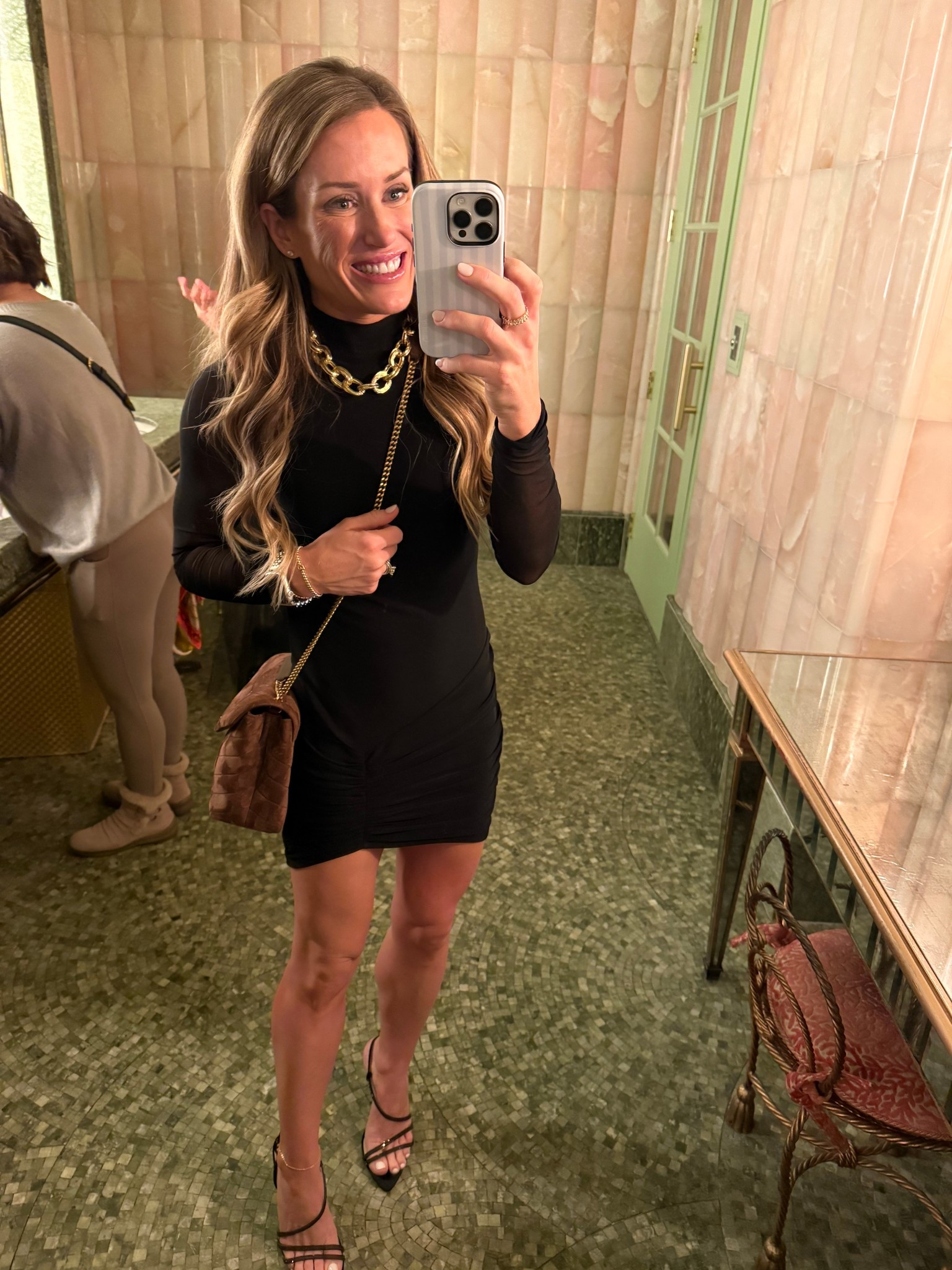 LBD
Little black dress
Night out 
Date night look 

#LTKootd #LTKTravel #LTKgrwm