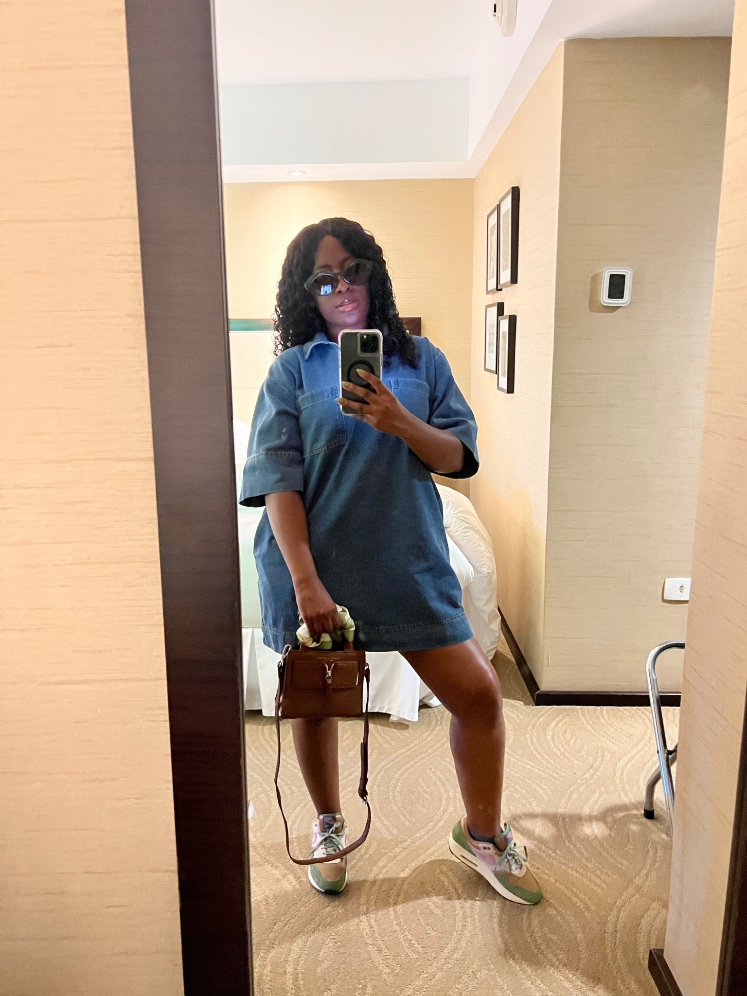 Fall Denim Dress: Size Large
Sneakers: Size 6

Outfit // shift dress // a line dress // denim dress // denim // sneakers // shoes // purse // bandana // scarf // sunglasses 



#LTKItBag #LTKShoeCrush #LTKStyleTip