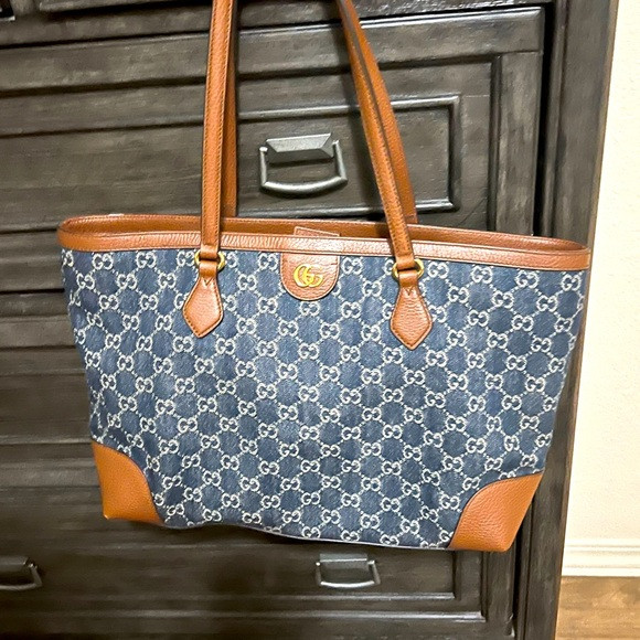 GUCCI large tote bag | Poshmark