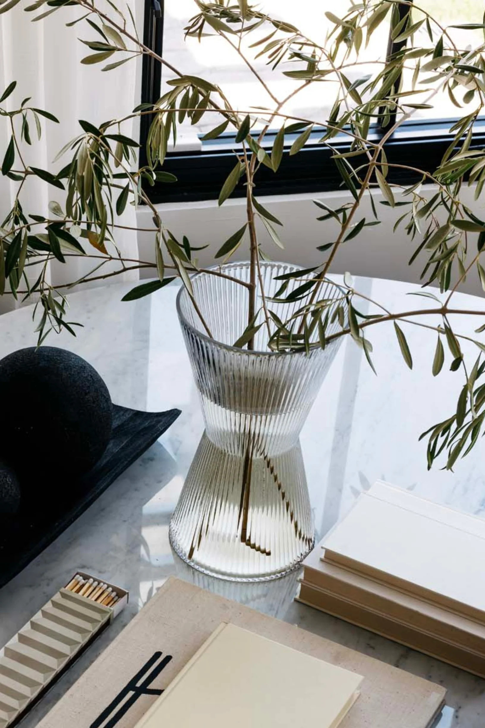Chaz Fluted Vase | THELIFESTYLEDCO