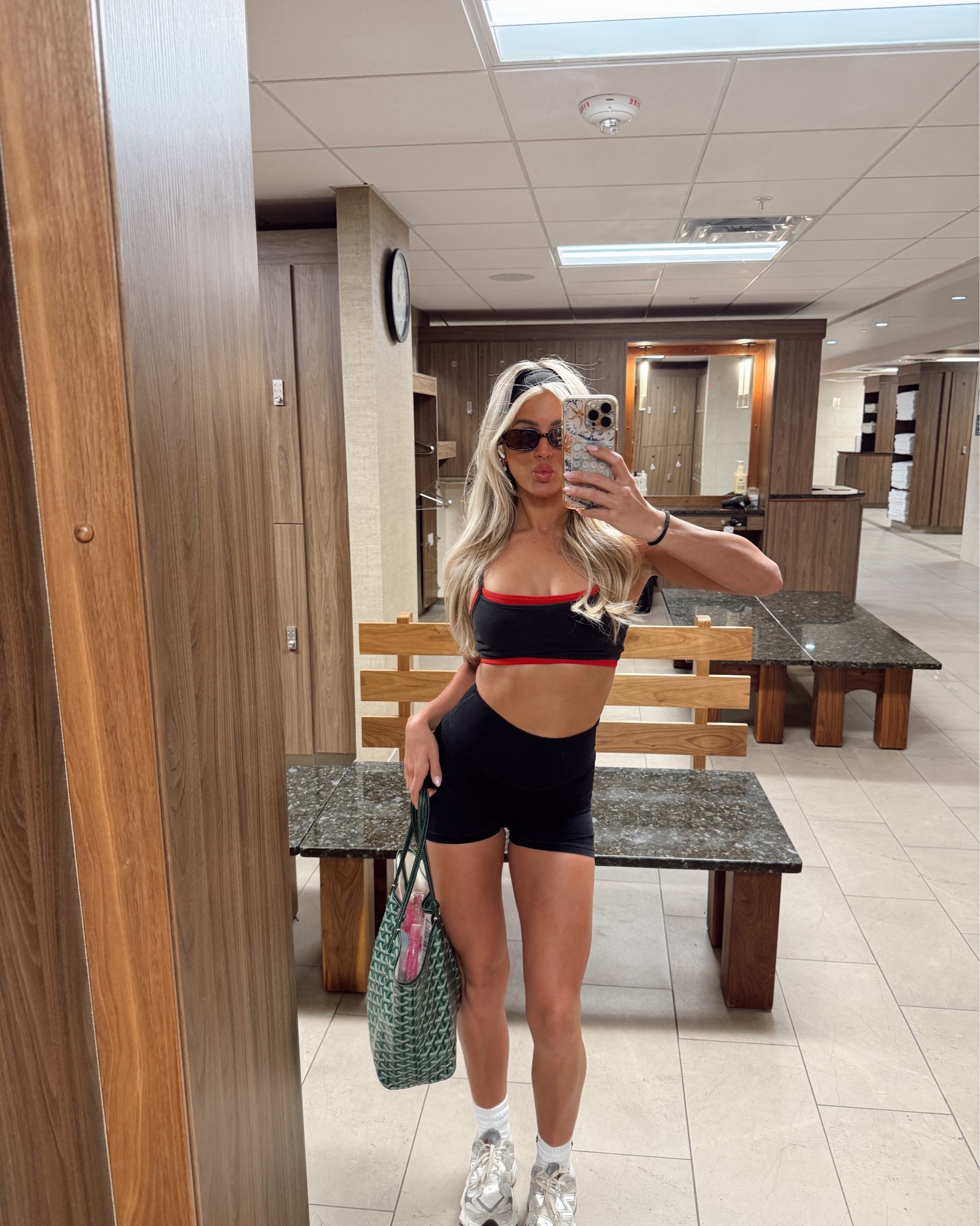 Size small in top
Small bottoms 

#LTKActive #LTKootd