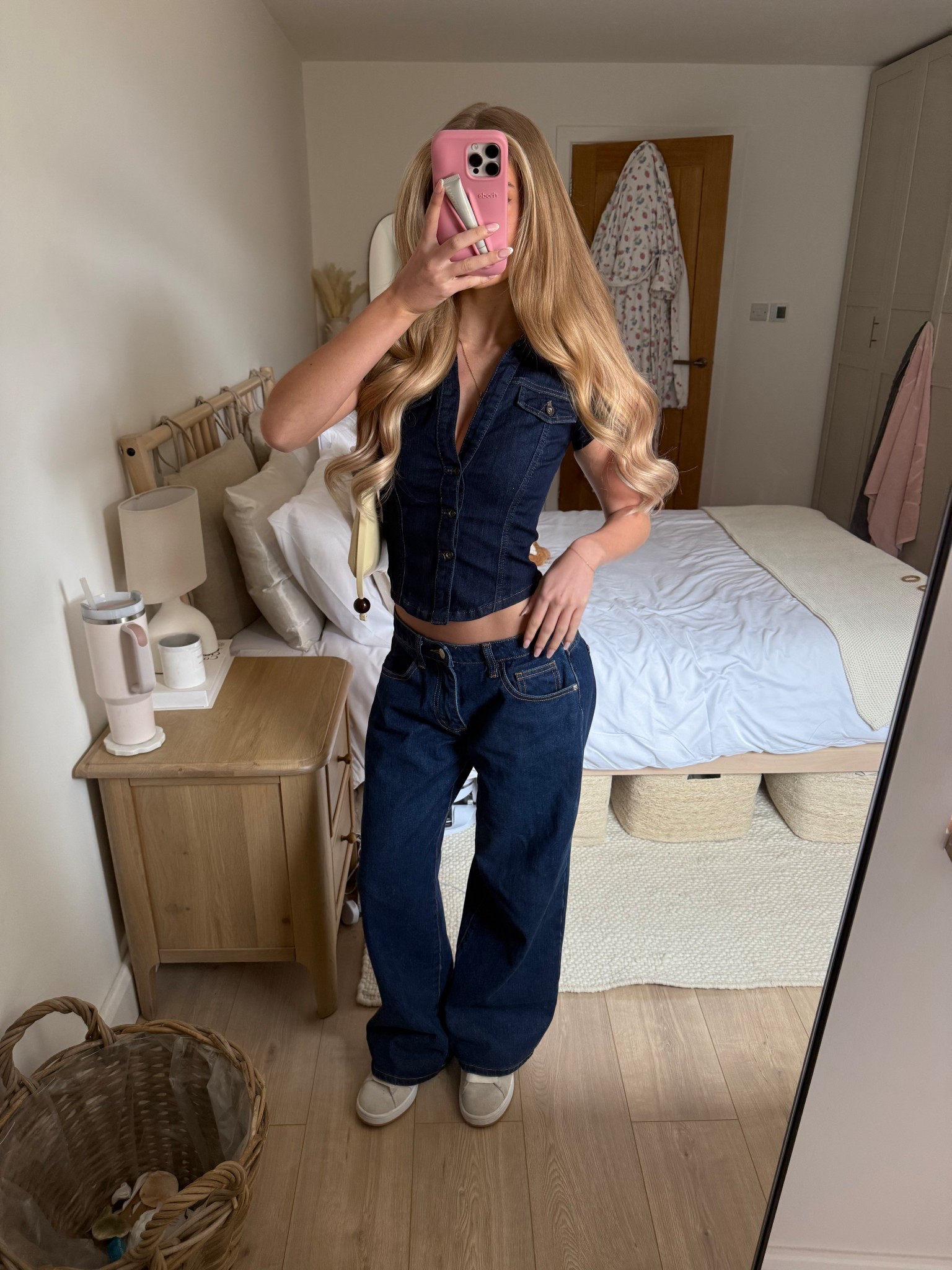 Todays ootd <3 the fit of the top is 🤌🏼🤌🏼 
