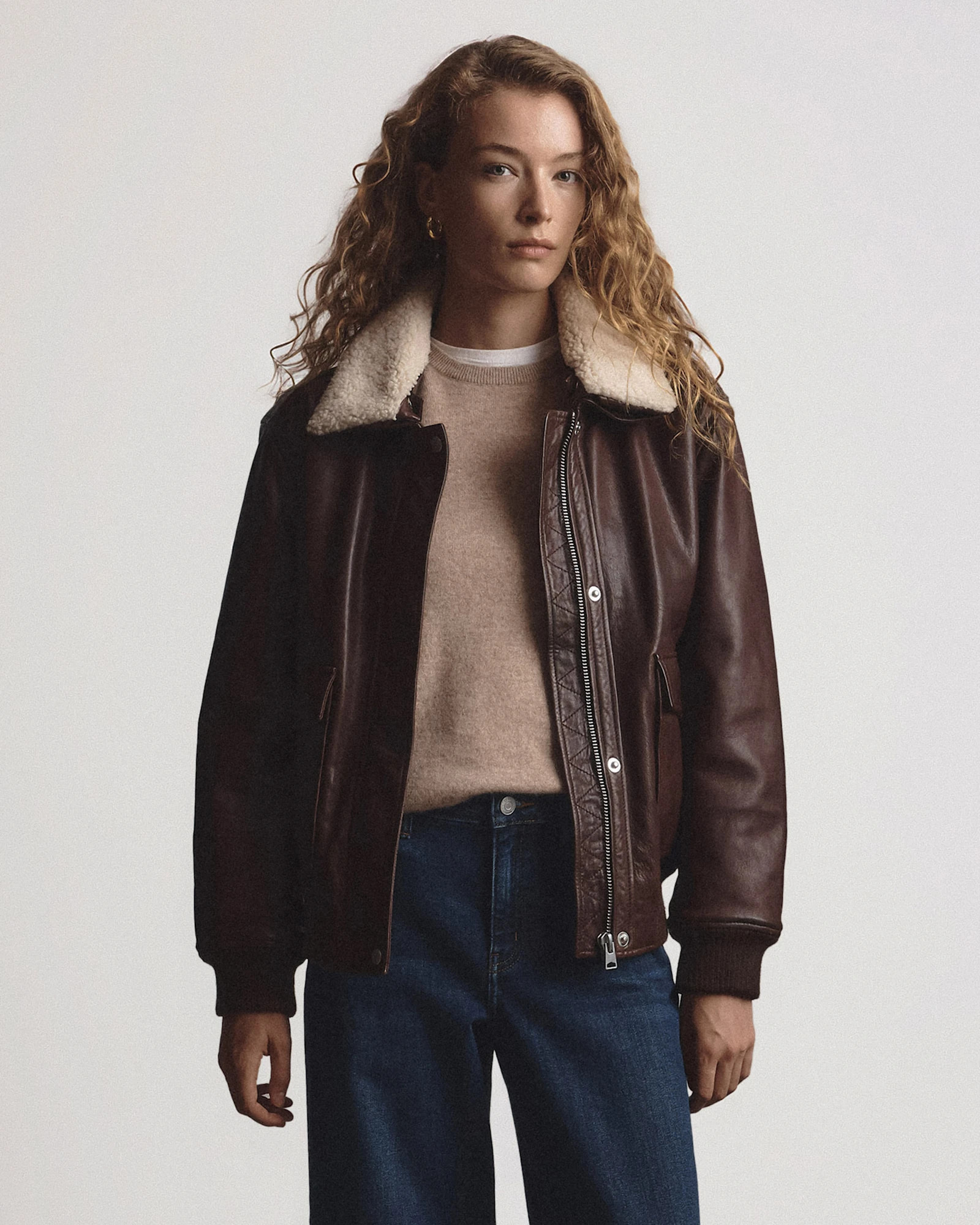 Quince | Women's Shearling Trim Aviator Jacket in Black, Size Large, Leather | Quince
