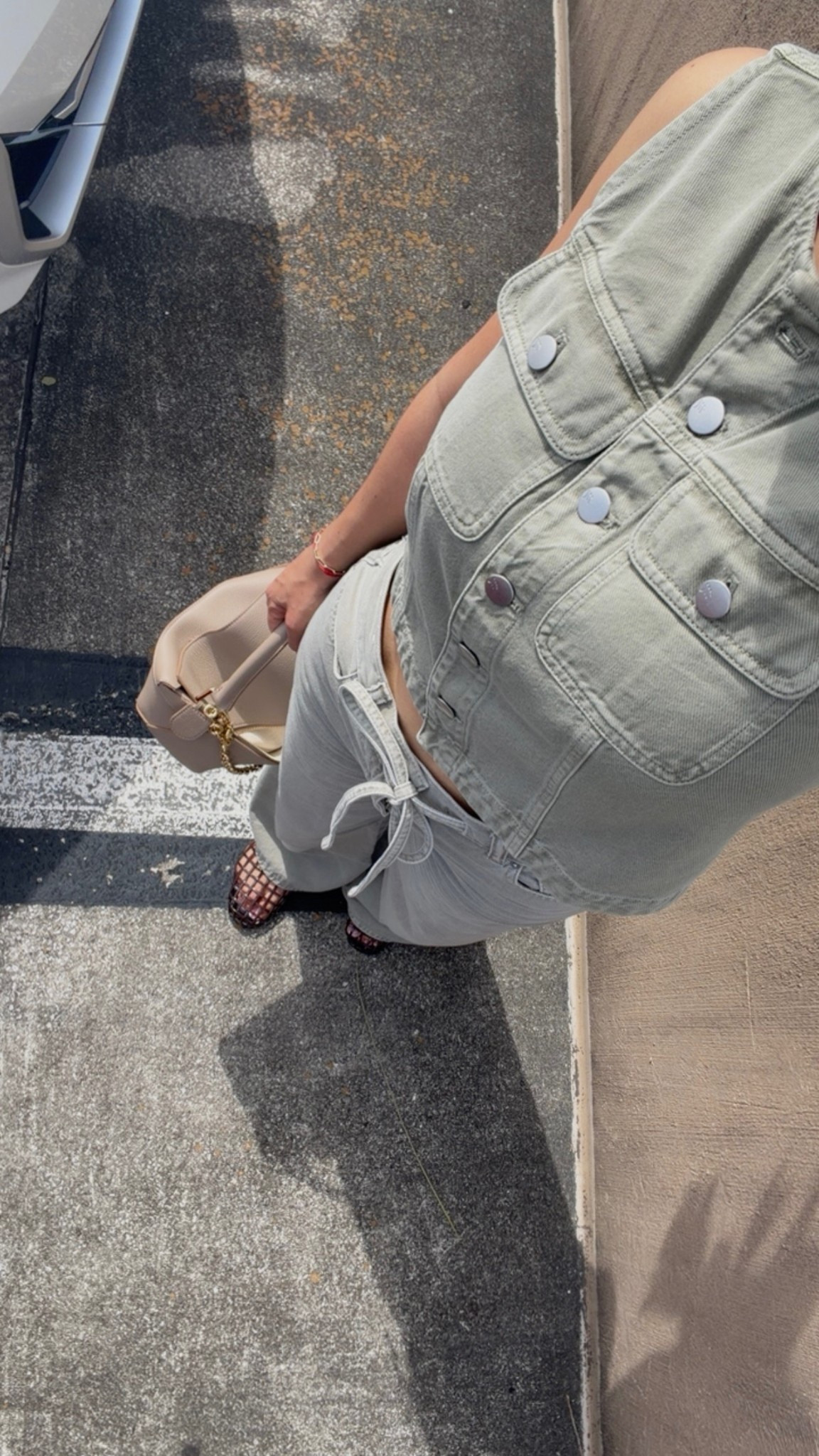 Matching set from Madewell! ✨

Cropped denim vest - size xs
Wide leg jeans in airy denim - size 25 

Linking similar outfits below as well!

Madewell outfit, denim on denim, matching set, Summer outfit, Madewell jeans, casual outfit ideas

#LTKootd #LTKFestival #LTKSeasonal