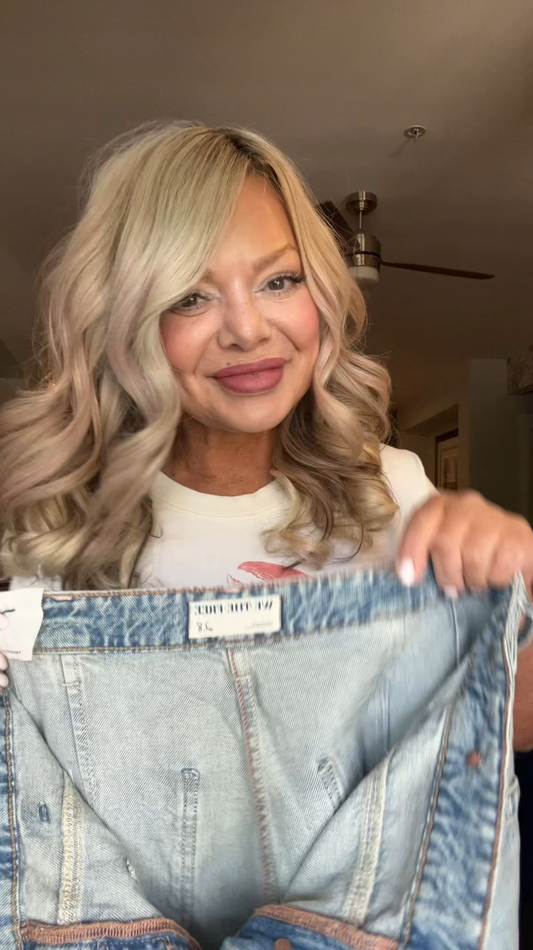 My new favorite jeans! #jeans #denim #tshirt #graphictee #freepeople 

#LTKVideo #LTKOver40 #LTKBacktoSchool