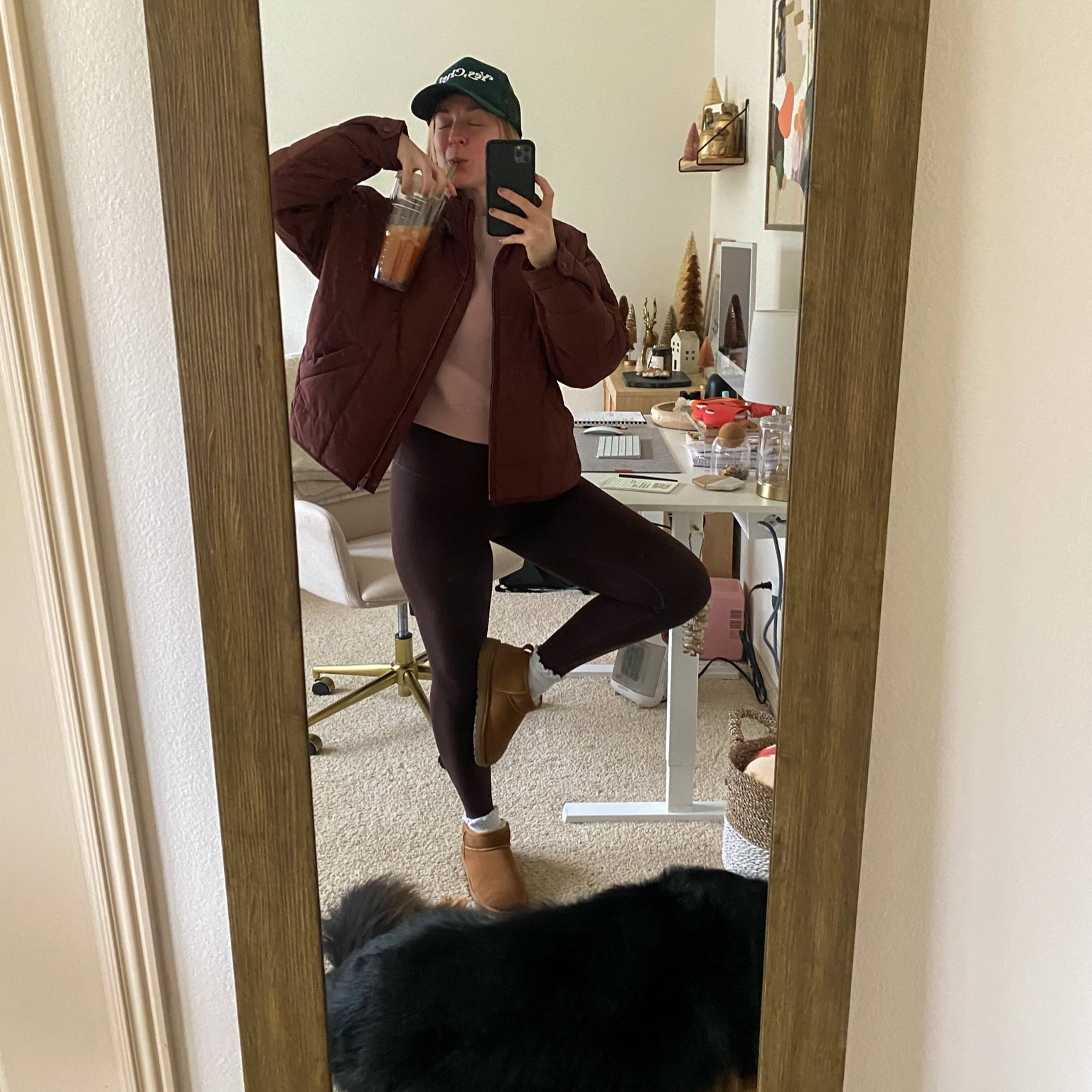 Comfy outfit ⭐️ I LOVE this crewneck sweatshirt from Amazon - the material is like a Lulu Scuba. Paired it with a trucker hat, my FP Pippa puffer, brown Align leggings, FP ruffle socks & Uggs! Aw

#LTKFindsUnder50 #LTKFindsUnder100 #LTKStyleTip