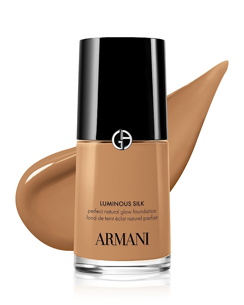 Armani Luminous Silk Natural Glow Blurring Foundation with 24 Hour Wear Foundation 1 oz. | Bloomingdale's (US)