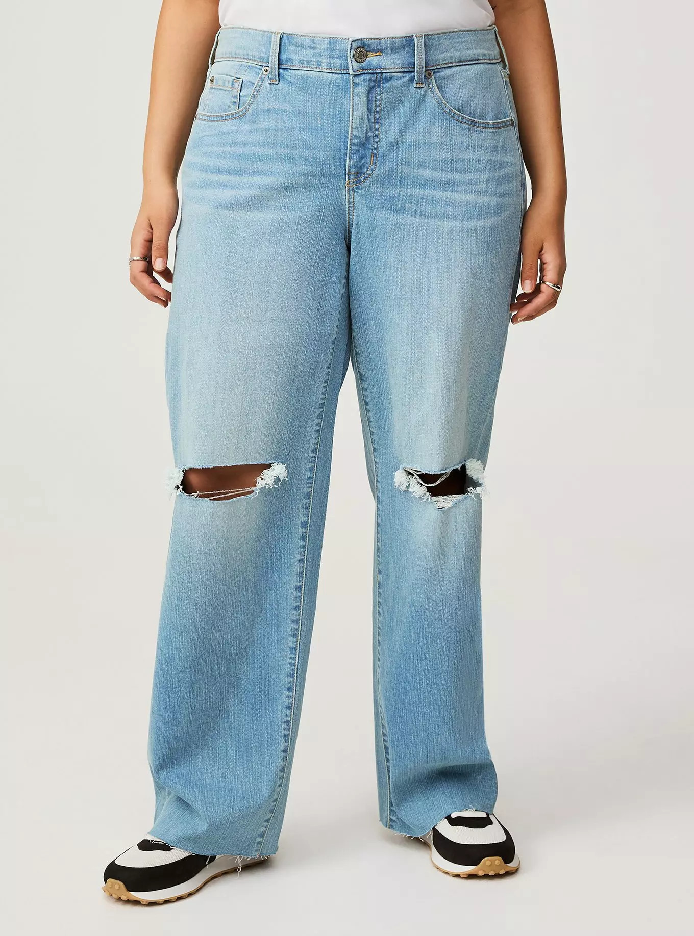 Perfect Wide-Leg Mid-Rise Jean | Torrid (US & Canada)