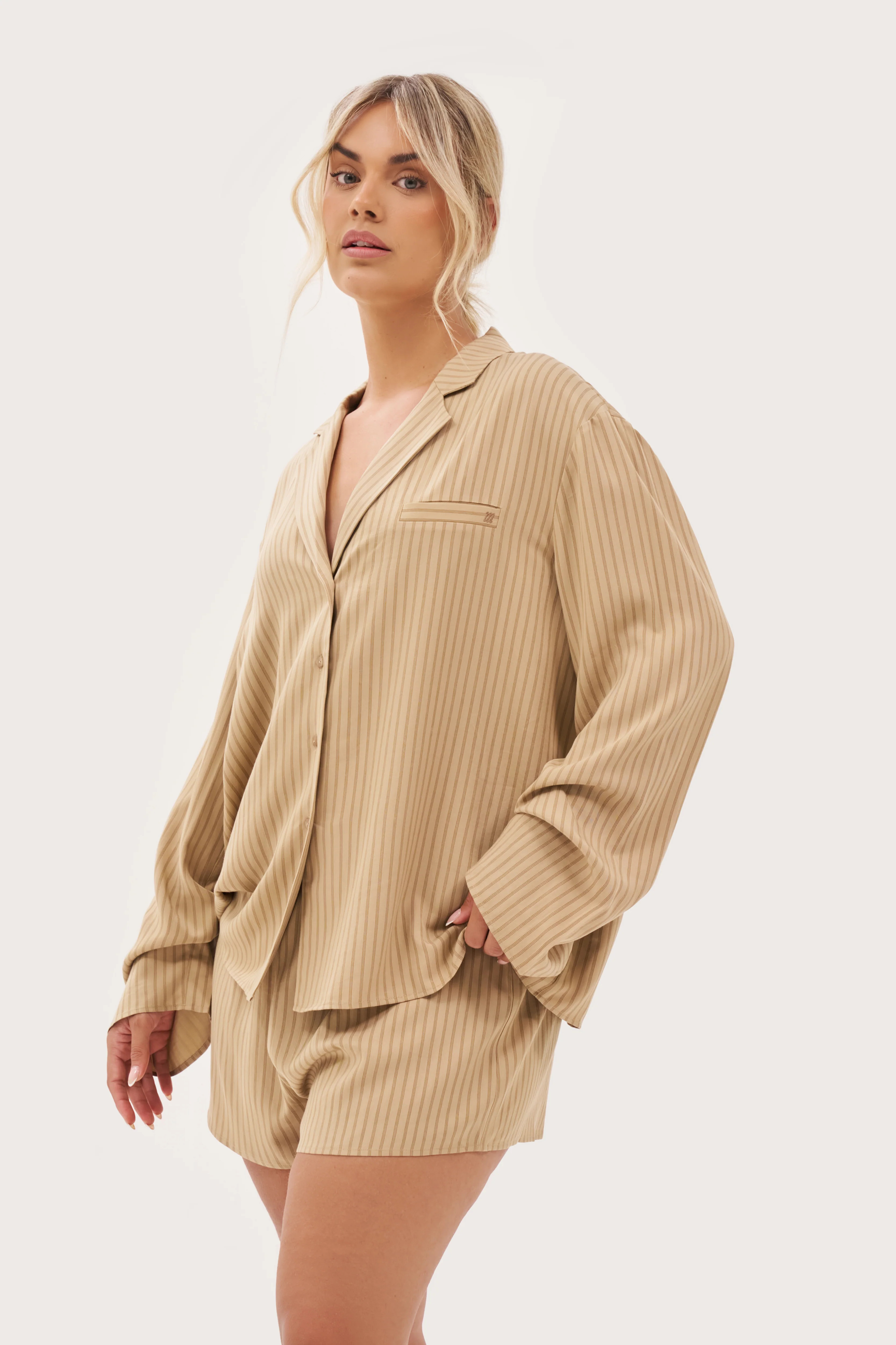 Treble Stripe Overshirt - Sand | Maebe