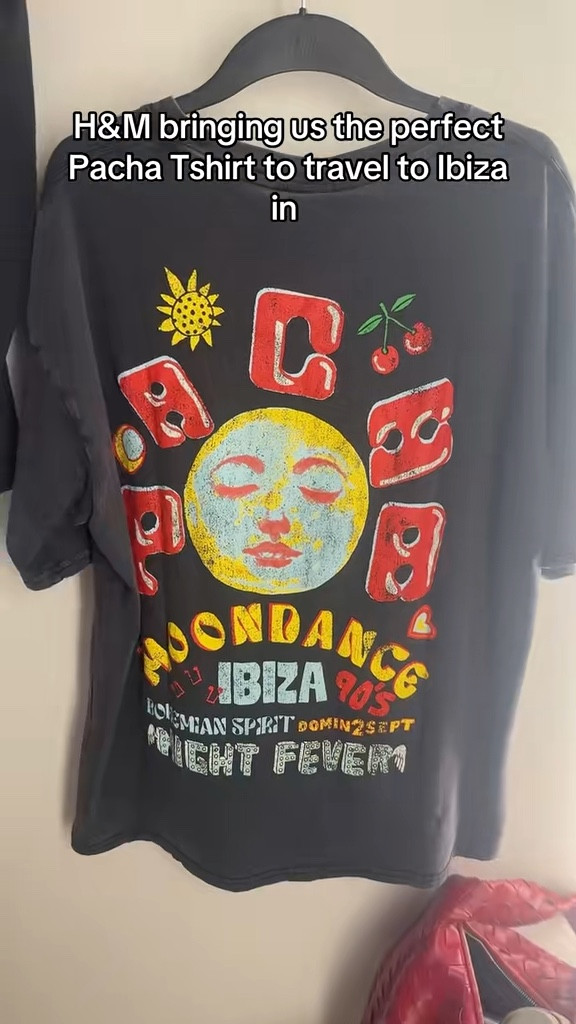 You can finally shop the Pacha Tshirt online at H&M 

#LTKeurope #LTKsummer #LTKuk