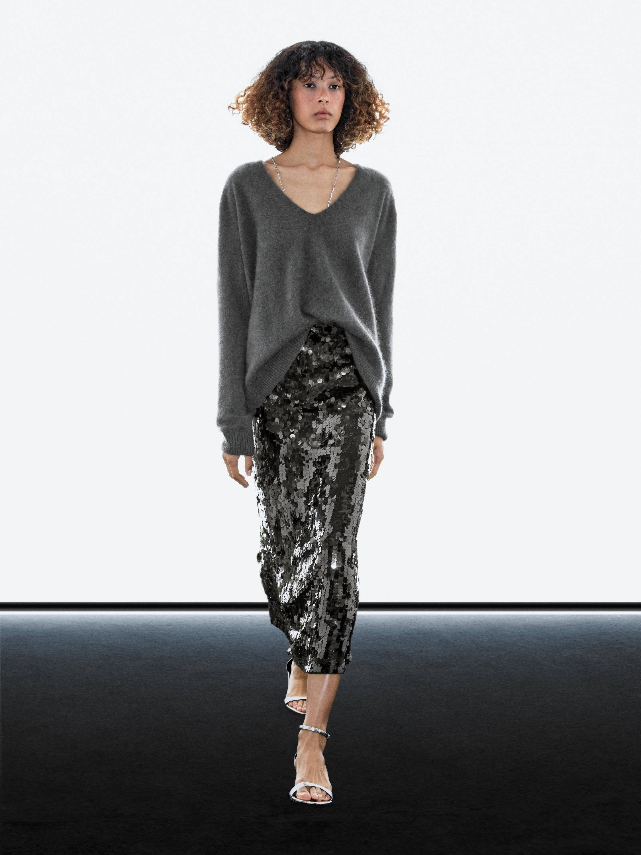 Midi skirt with sequins | Massimo Dutti UK