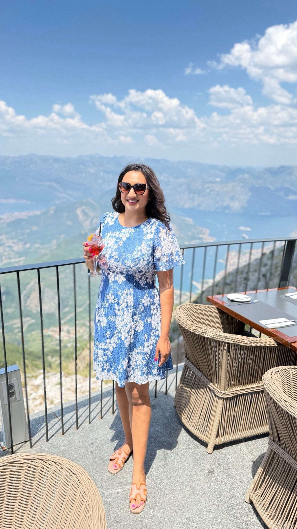 but a goodie! 💙 This floral dress is a staple in my closet, but I’ve linked some similar blue floral styles for you all below so you can recreate this look! #LTKstyletip #summerstyle #getthelook

#LTKootd