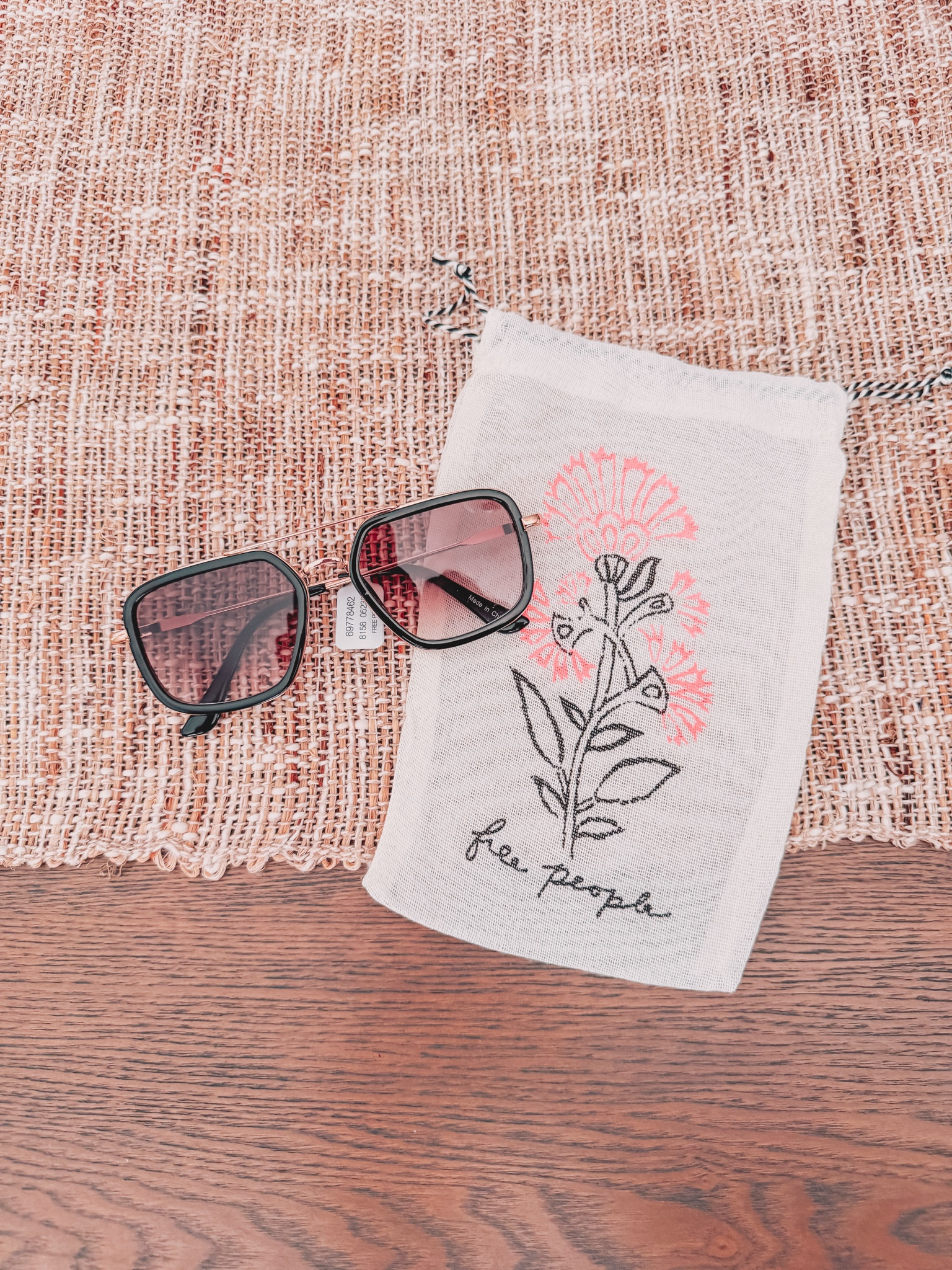 #LTKSeasonal #LTKVideo #LTKU #LTKover40 #LTKhome #LTKsalealert #LTKmidsize #LTKparties #LTKfindsunder50 #LTKfindsunder100 #LTKstyletip #LTKbeauty #LTKfitness #LTKbaby #LTKitbag #LTKshoecrush #LTKtravel #LTKworkwear 

#LTKGiftGuide #LTKsalealert #LTKSeasonal