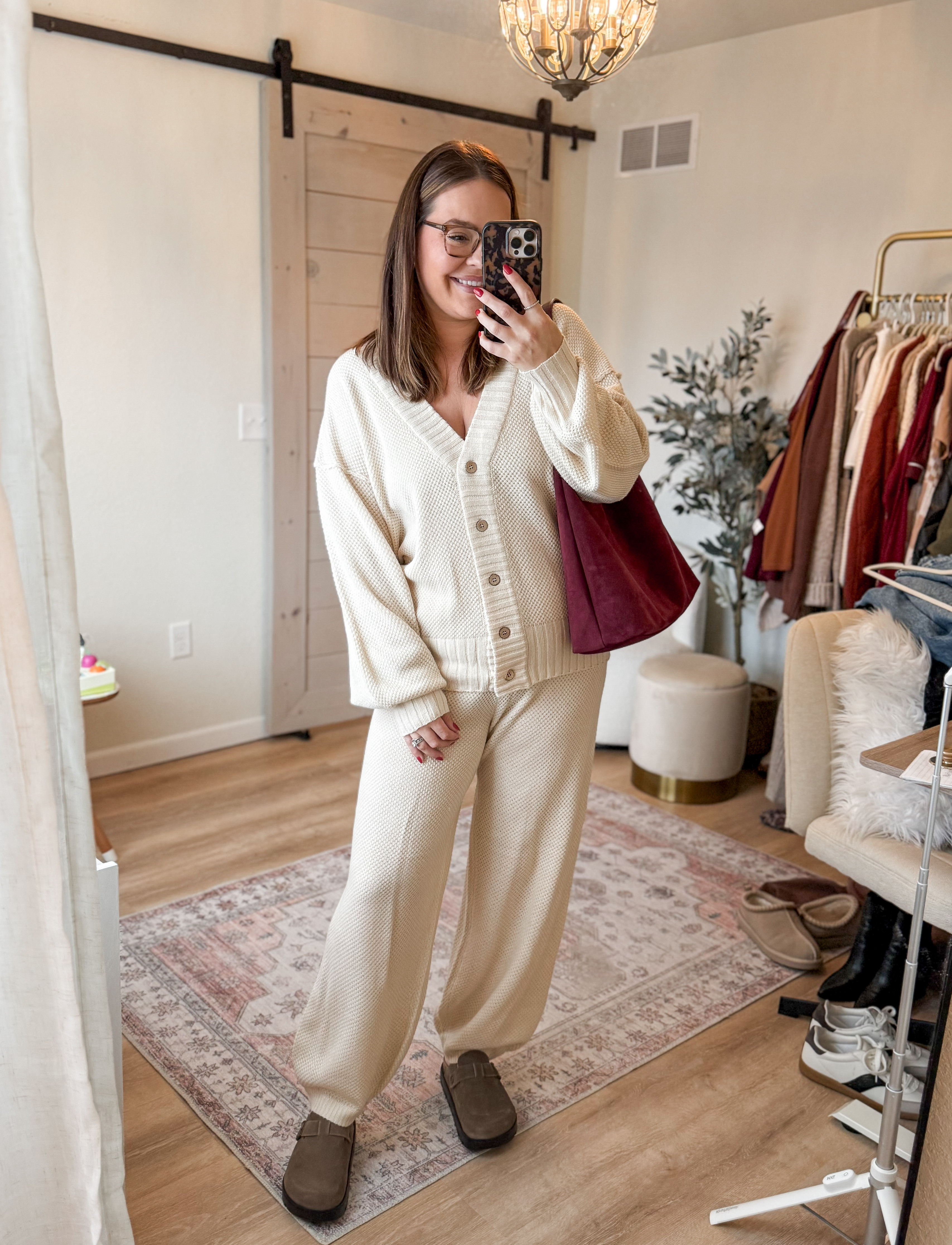 Cozy and stylish loungewear with suede bag. Perfect for stay at home mom‘s or relaxing day at home. // wearing true size large

#LTKStyleTip #LTKMidsize #LTKmomlife