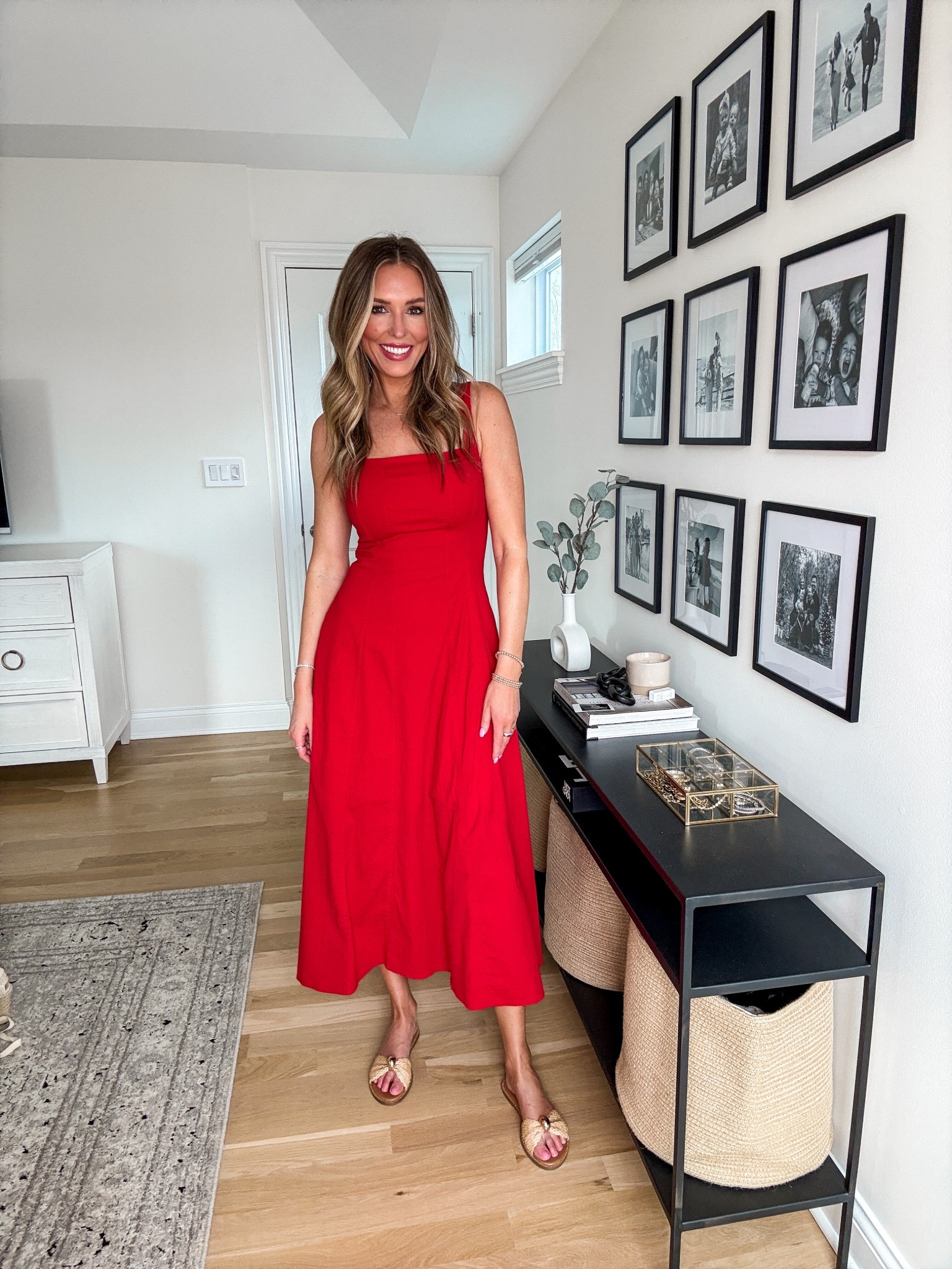 Vacation dress / vacation outfit / abercrombie dress 

Wearing an XS tall in the dress, sandals fit true to size

Use code GOOGLEAF for an extra 15% off at Abercrombie. Code FRIEND for 30% off my sandals 


#LTKSaleAlert #LTKStyleTip #LTKShoeCrush