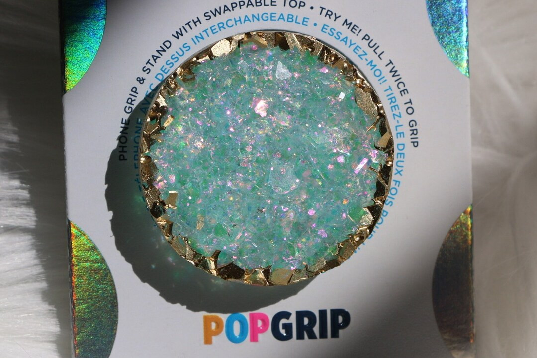 Green With Pink Iridescence Geode Crystal Resin Phone Grip | Crystal Phone Grip | Geode Kindle Gr... | Etsy (US)