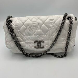 Chanel Moscow Kremlin  Cream Quilted Shoulder Bag with Iconic CC Closure | Poshmark