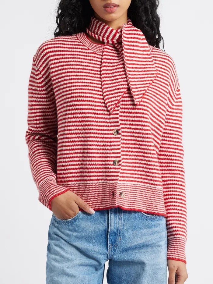 Topshop ~ Stripe Scarf & Cardigan Set


red & white striped tops
holiday tops | candy cane theme



#LTKHoliday #LTKSeasonal #LTKootd