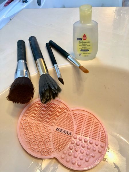 New Year starts with long overdue clean makeup brushes! 