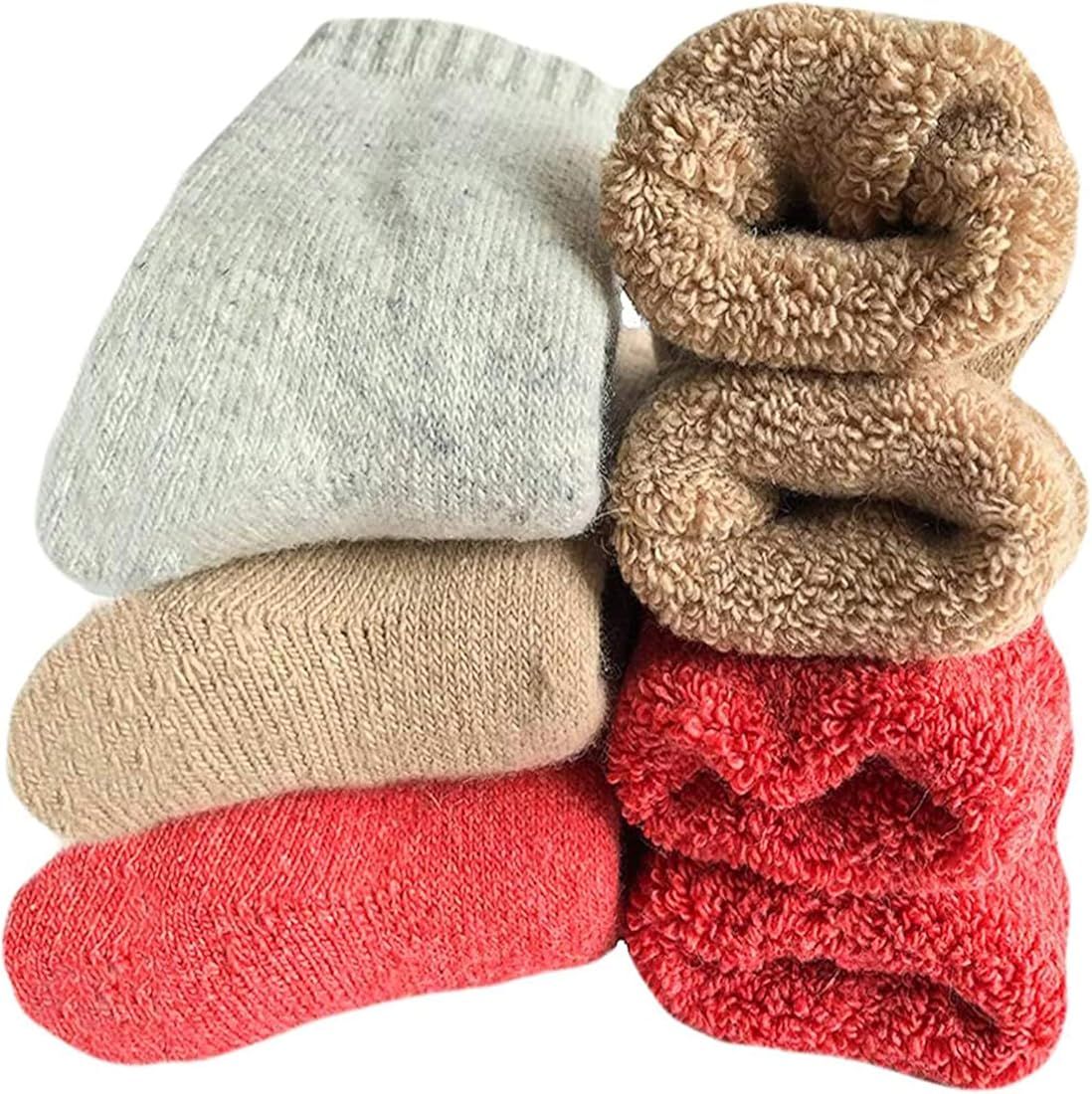 Amazon.com: Womens Super Thick Wool Socks - Soft Warm Comfort Casual Crew Winter Socks (Pack of 3... | Amazon (US)