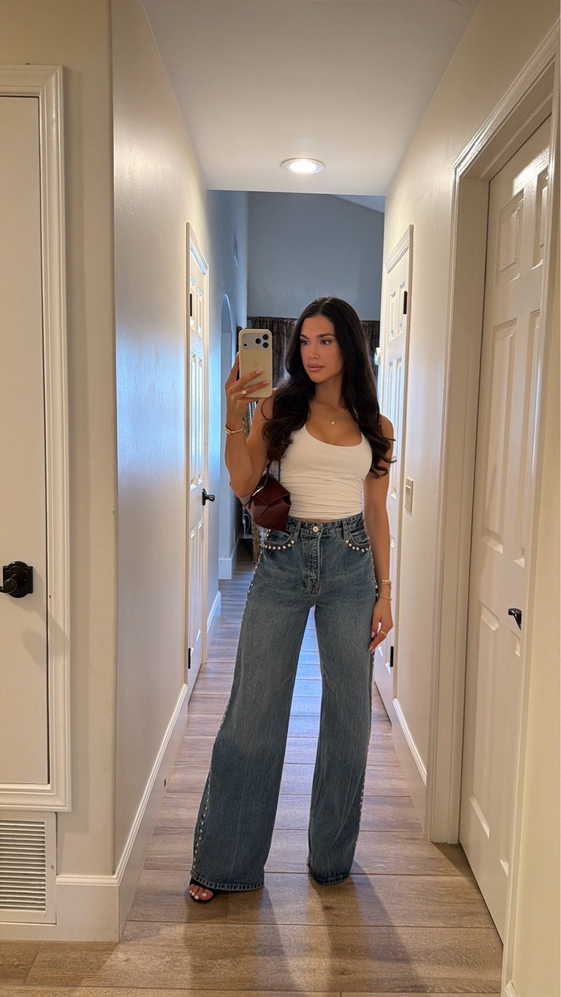 The exact top is only available in yellow but I linked a similar one in white