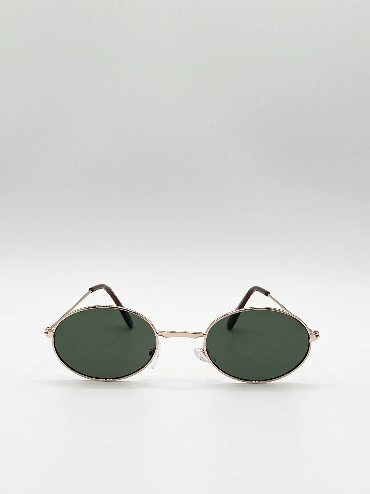 Sunglasses | Retro Round Sunglasses in Gold | SVNX | Boohoo.com (UK & IE)