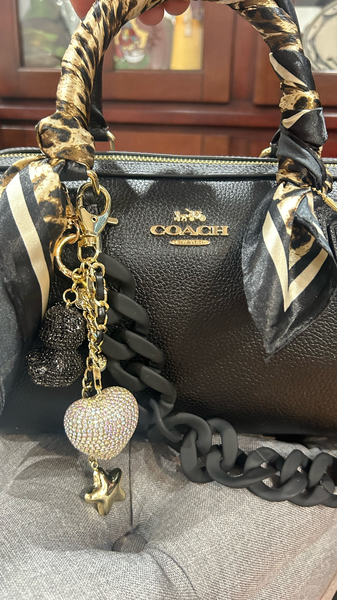 New Coach bag added to my collection!
Great for a Valentines Day gift. 

Valentines Day gift | Purse addict | Coach bag | Coach purse | Coach bag addicts 

#LTKootd #LTKMidsize