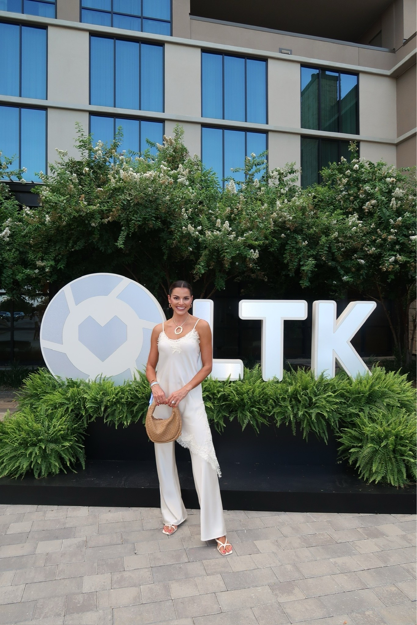 Satin set I wore to LTK Con Night 2  🤍

Satin set, fall outfits women, date night outfits, Katy Harrell

#LTKSeasonal #LTKootd