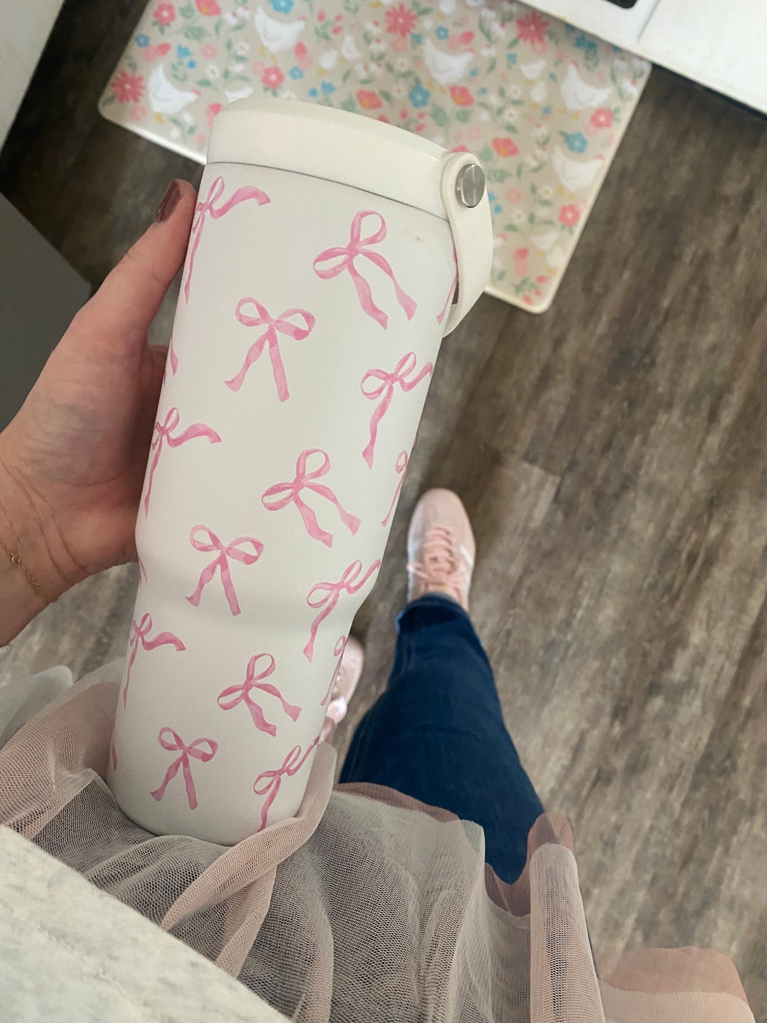 🎀 & pink obsessed mama.

#bows #pinksneakers 

#LTKFindsUnder50