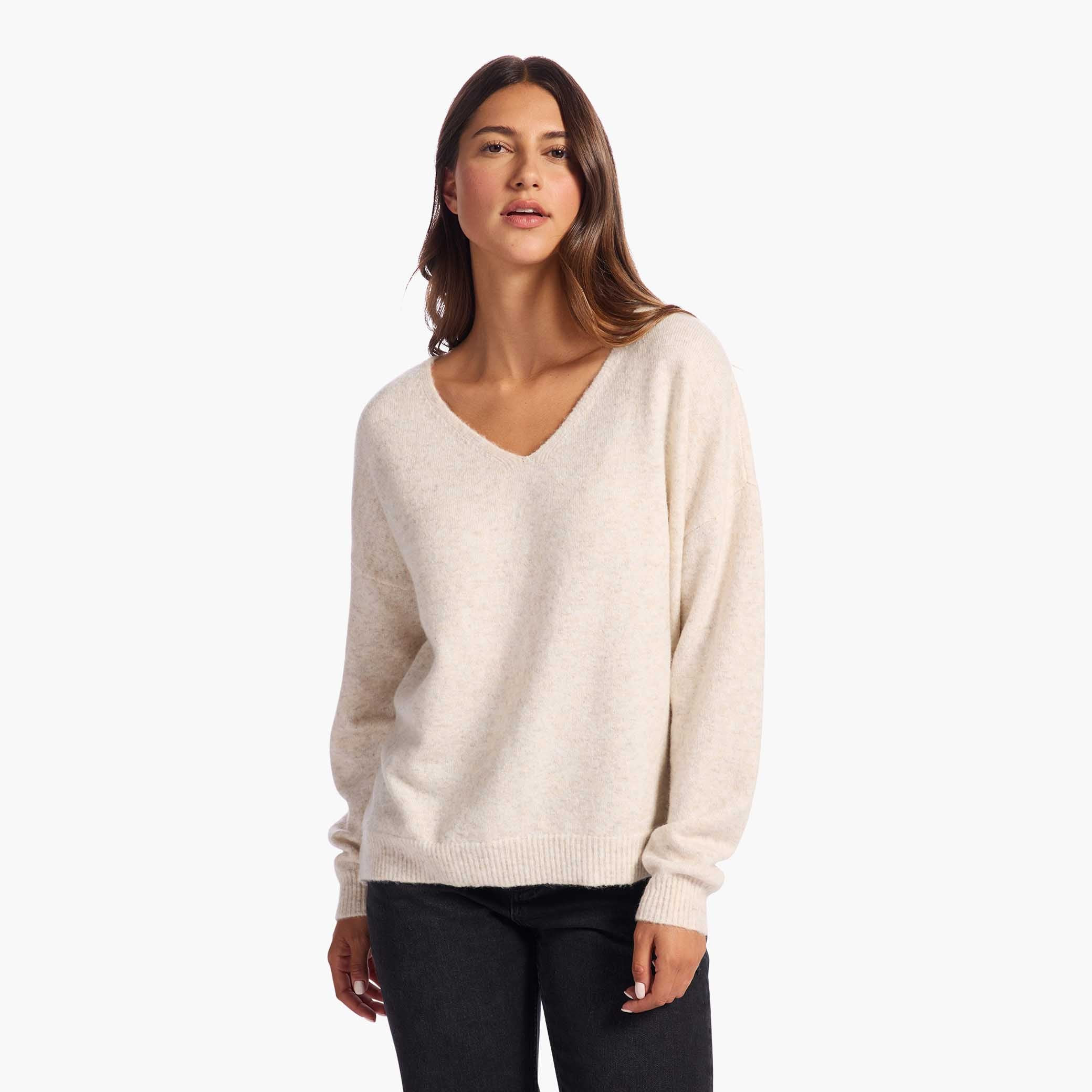 Cozy Knit V-Neck Sweater | Black | Nuuds US