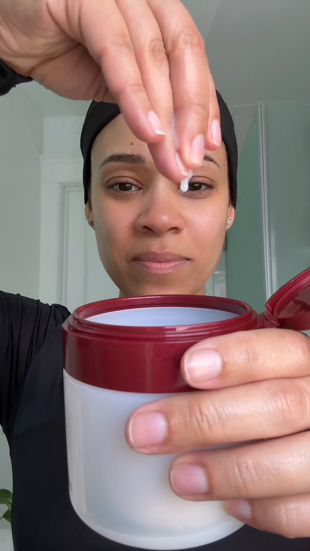 Glowy skin in 10-minute

#LTKU #LTKFindsUnder50 #LTKBeauty