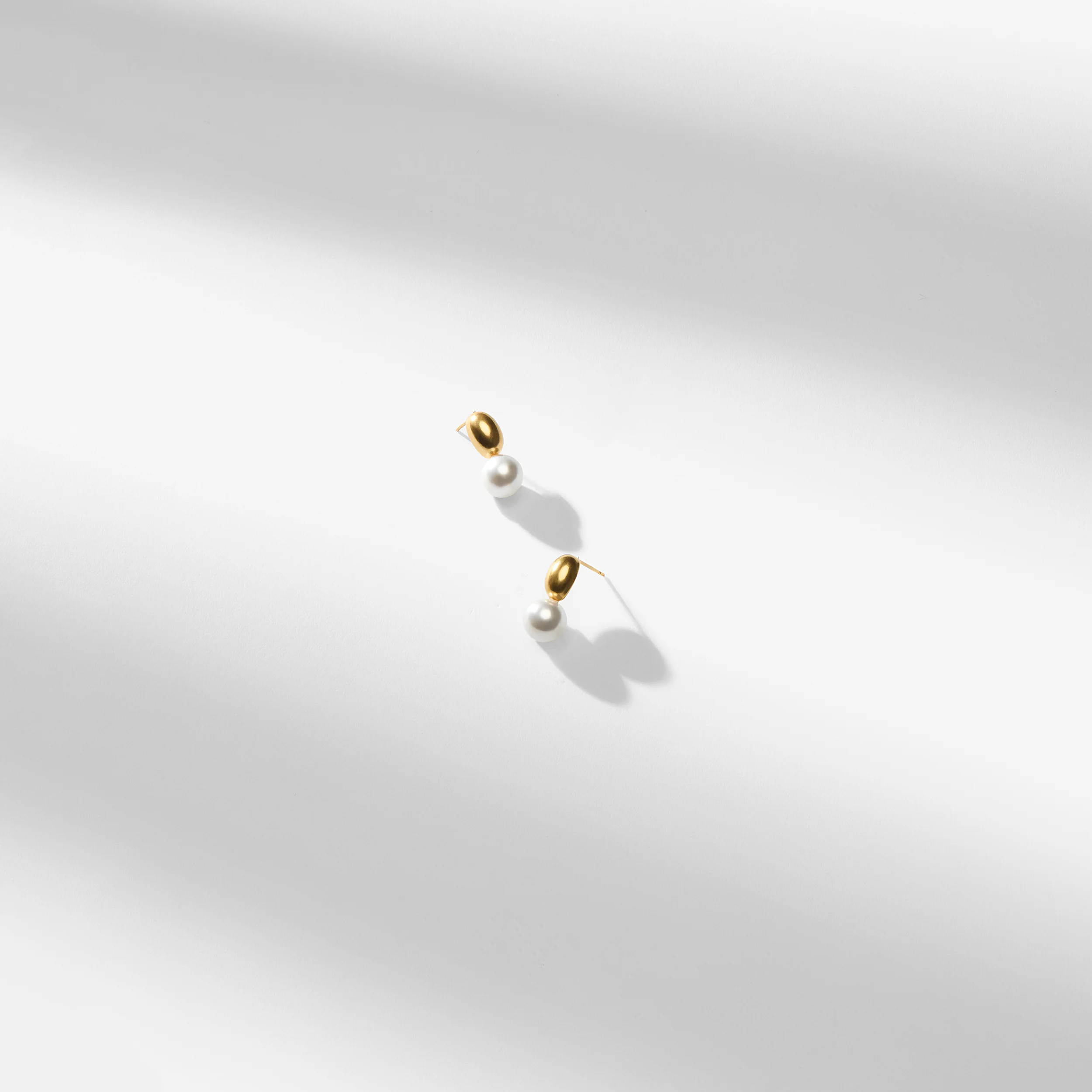 Tasha Earrings :: Gold | MM LaFleur